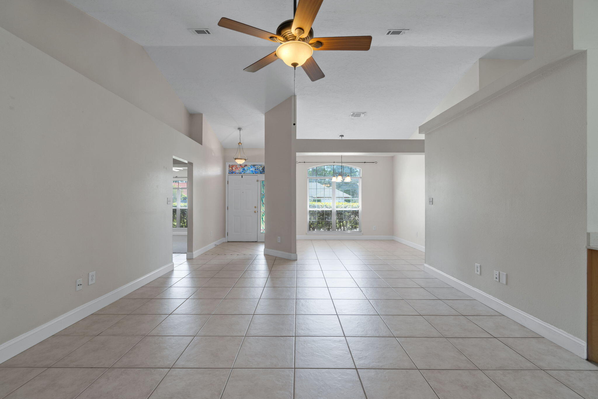 HOLLEY BY THE SEA - Residential