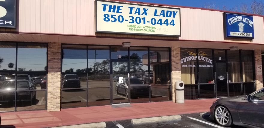 Nice retail space with 1 office, storage area, and 1 restroom.  It would be easy to make it all open since walls are not permanent.