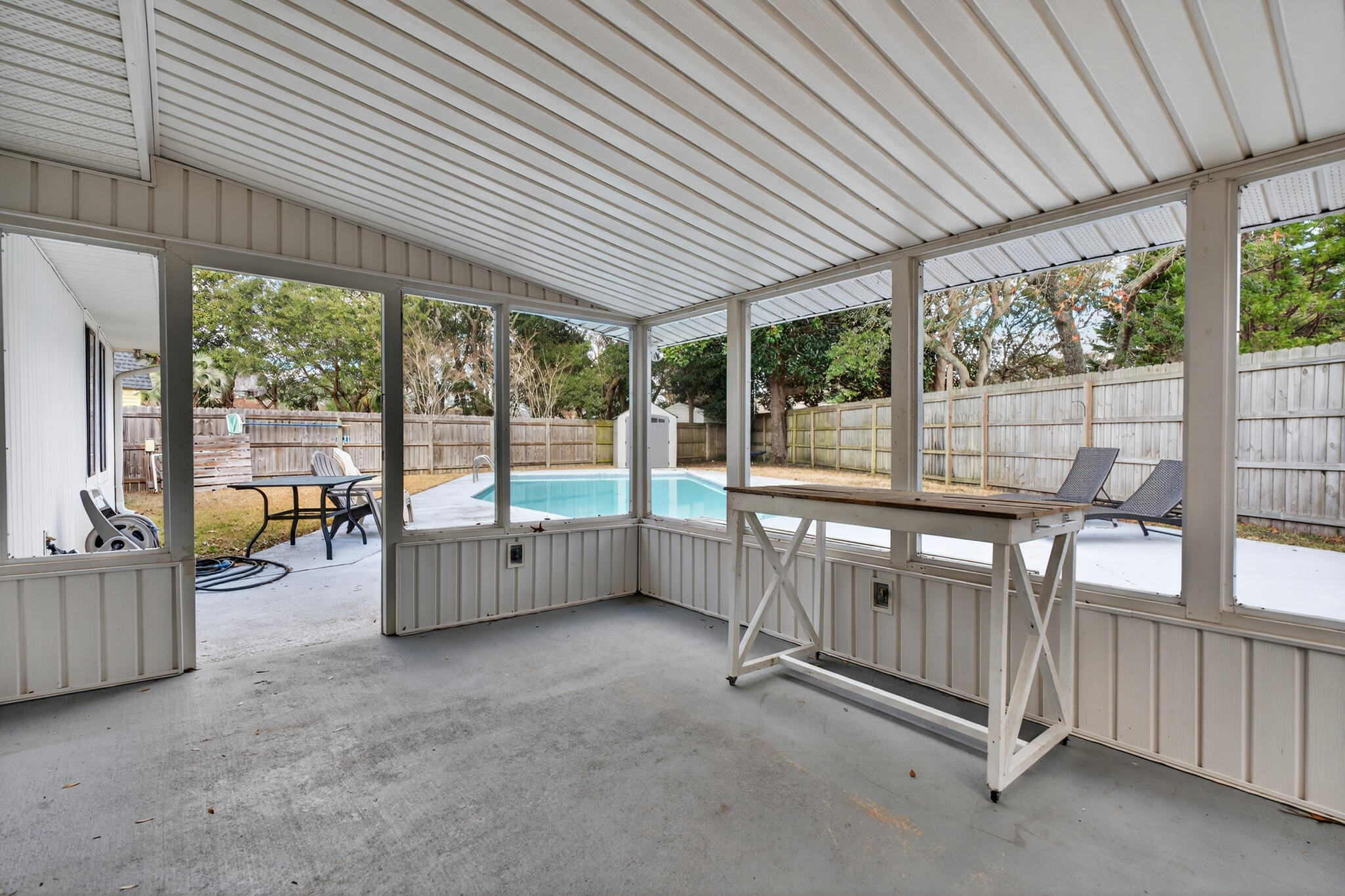 LAKE LORRAINE ESTATES 3 - Residential