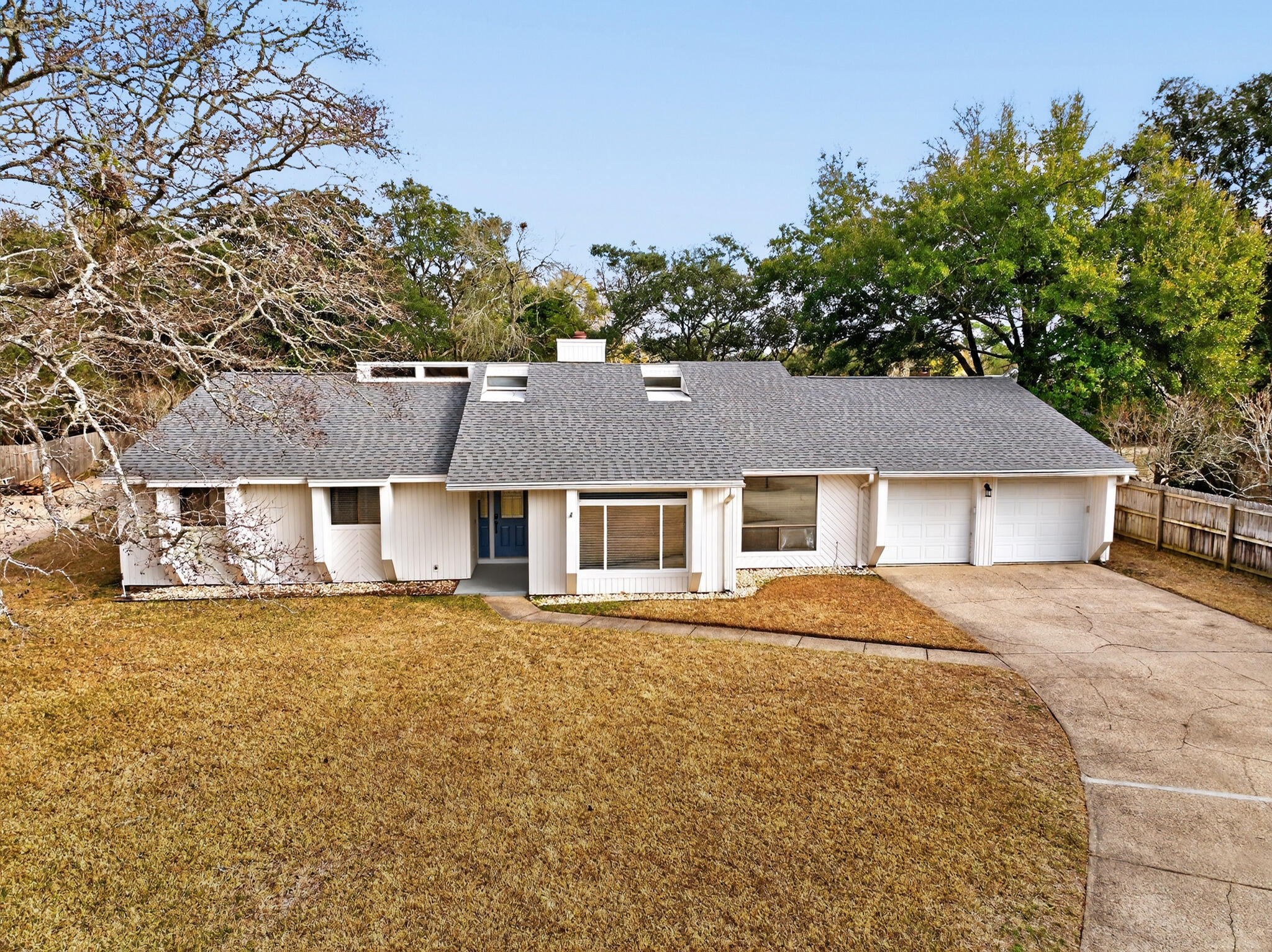 LAKE LORRAINE ESTATES 3 - Residential