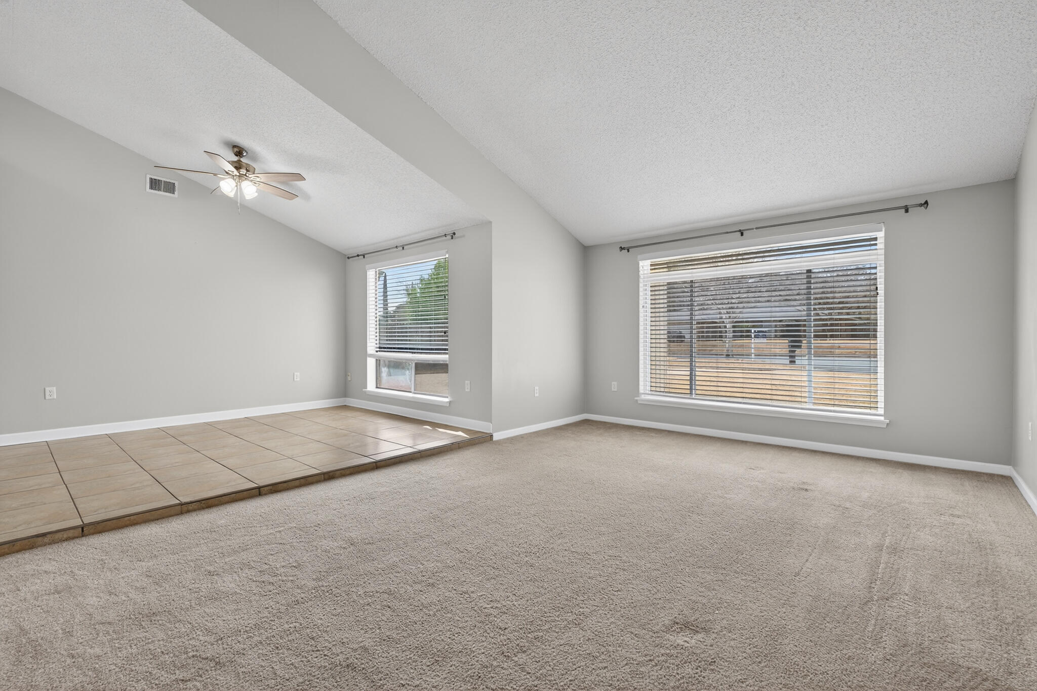 LAKE LORRAINE ESTATES 3 - Residential