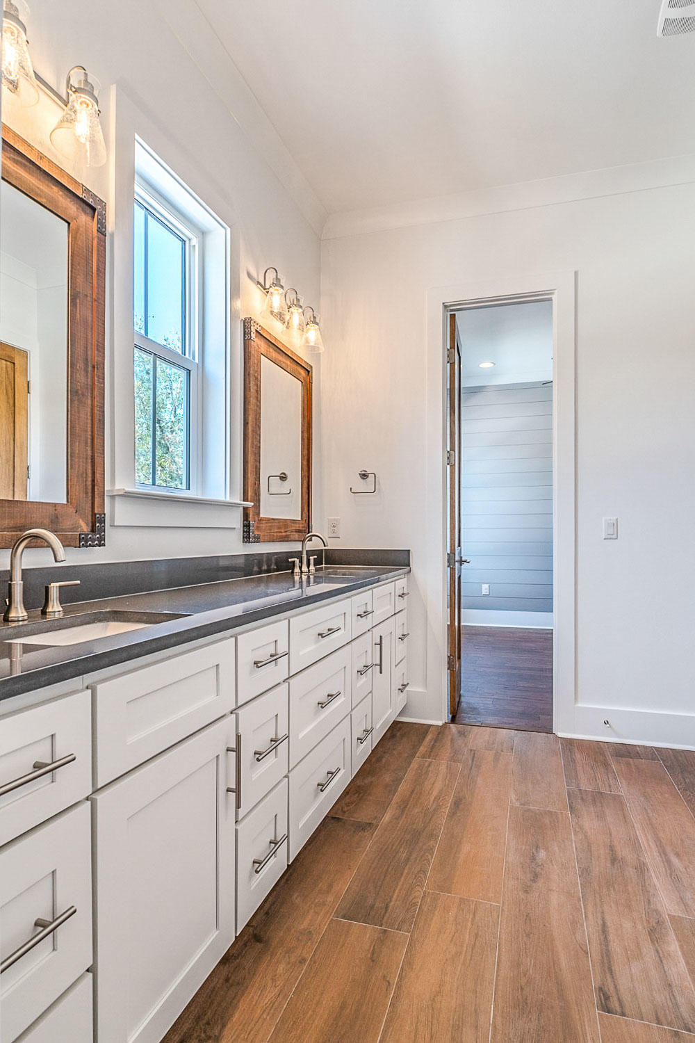 Santa Rosa Retreat - Residential