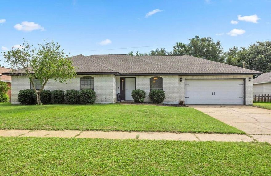 AVAILABLE... October 18, 2024!! 3bd/2bth home located at Fox Den Villages in east Navarre! Home is a 10-minute commute from Hurlburt Field & 30 minutes from Eglin AFB! Ranch-style home featuring a semi-open floorplan with a large galley kitchen, engineered hardwood flooring in the living room and bedrooms, and tile in the kitchen and bathrooms. Home also has a flex room which could be a dedicated dining room, office or converted into a fourth bedroom. Open deck in a private back yard with an AS IS shed. NO smoking. 600 minimum FICO credit score required in addition to meeting rental criteria. Pets allowed upon approval with a non-refundable pet fee and with a Petscreening.com report.