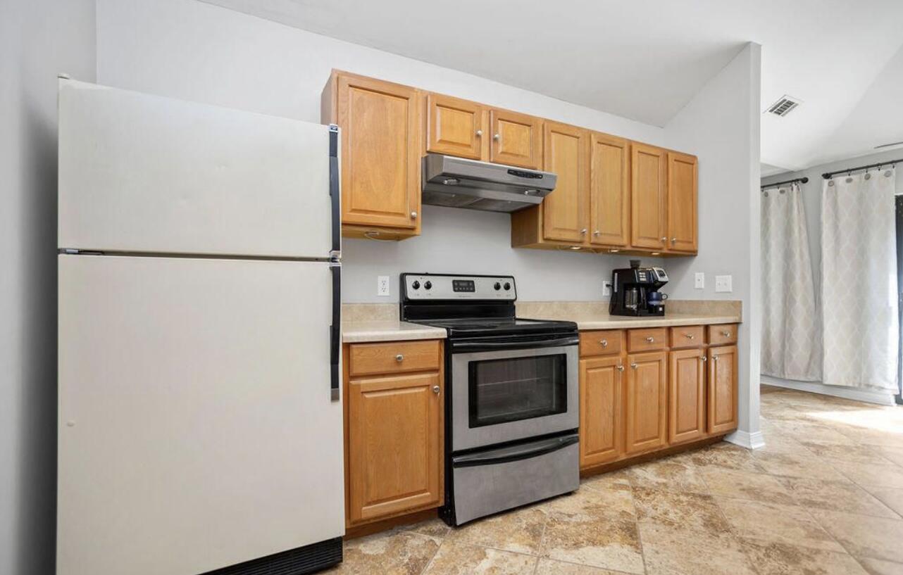 FOX DEN VILLAGES - Residential Lease