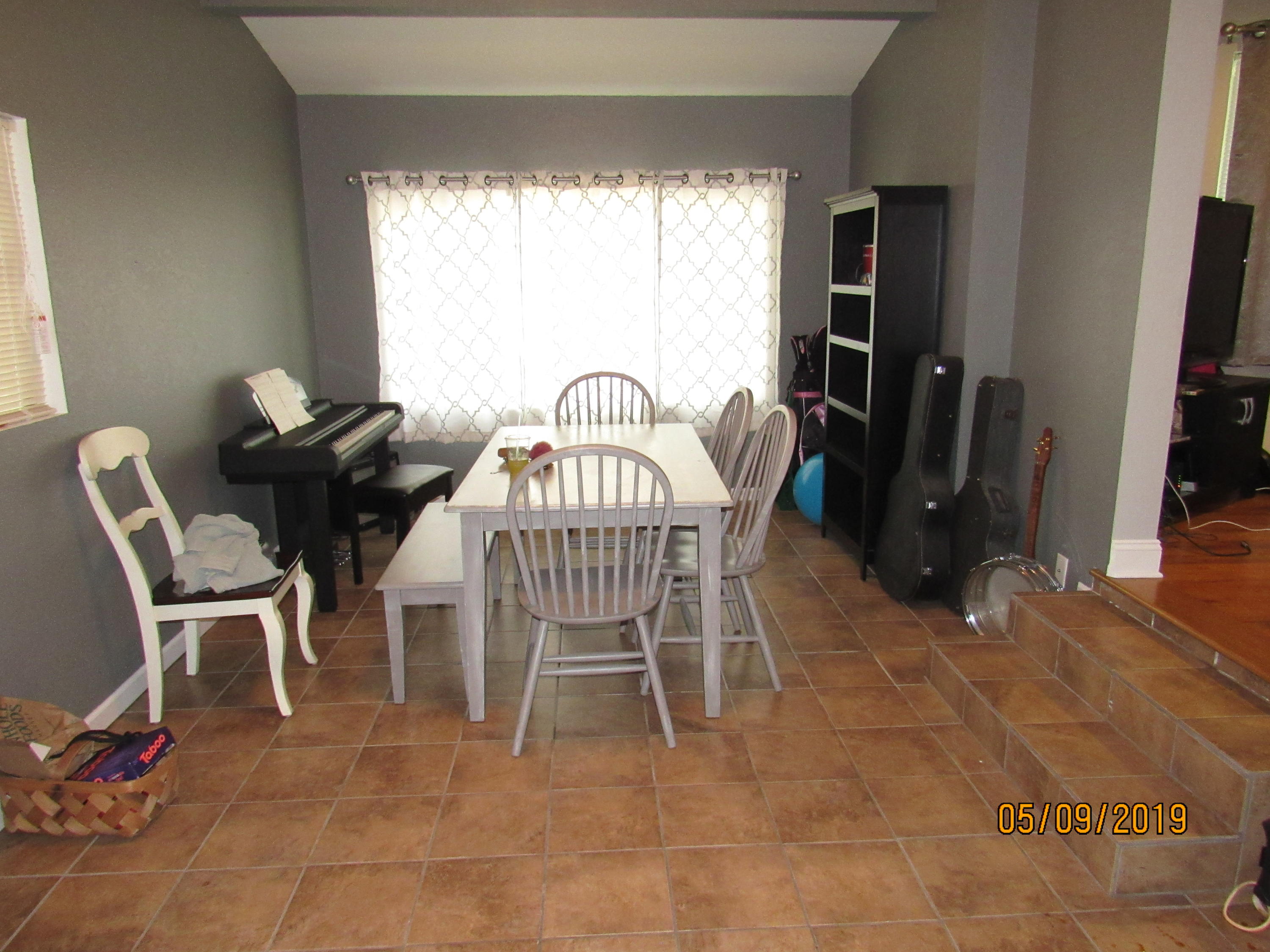 VALPARAISO SHORES - Residential Lease