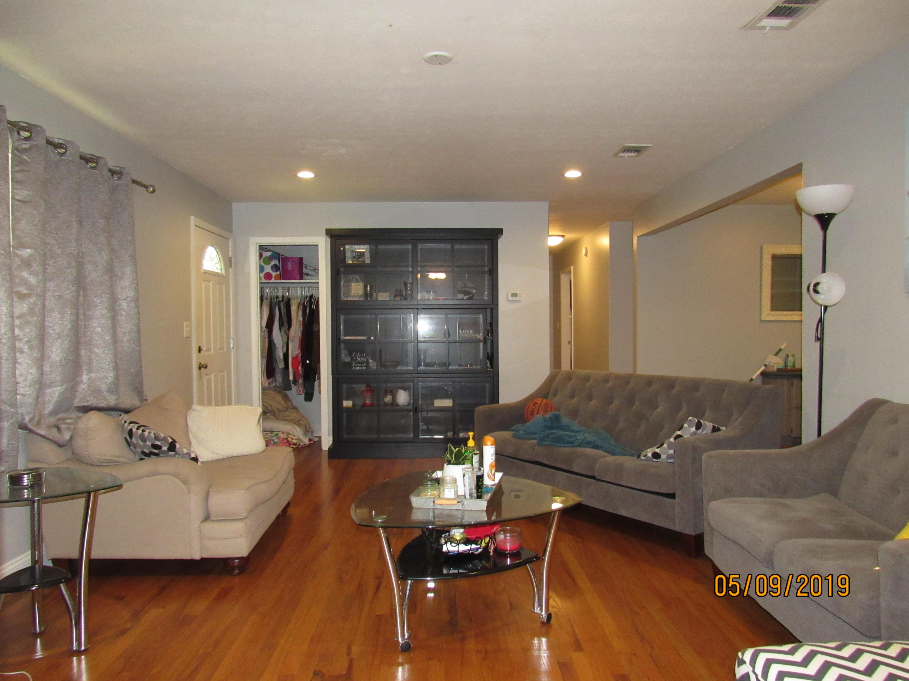VALPARAISO SHORES - Residential Lease