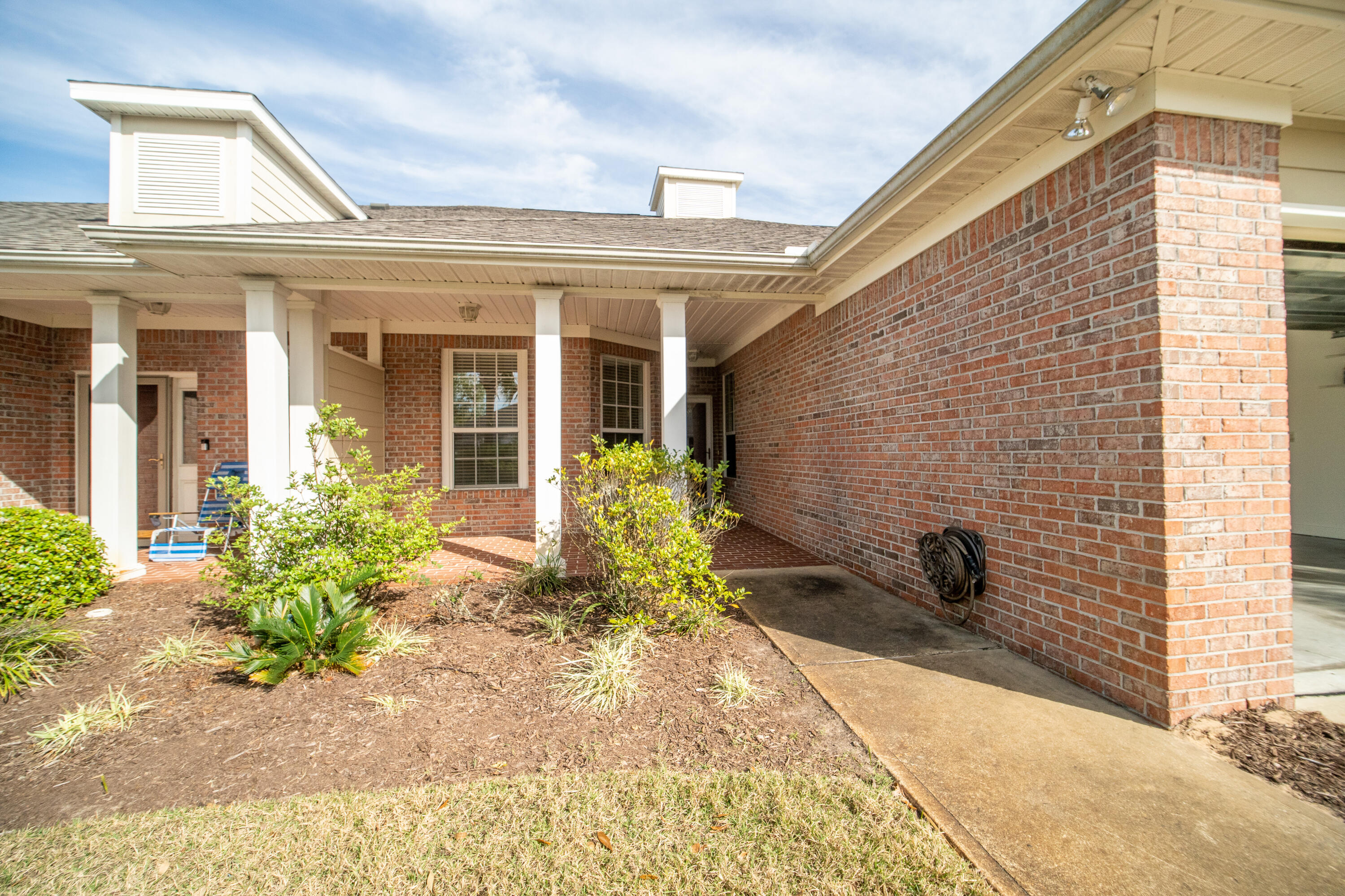 DIAMOND LAKES - Residential