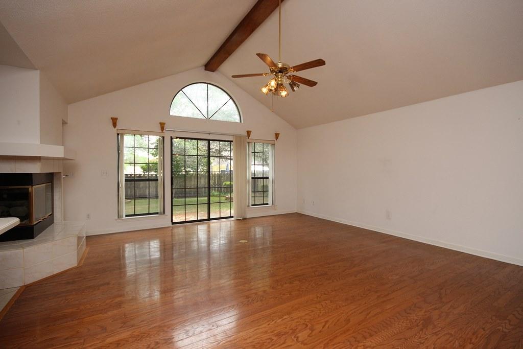 LAKE POINTE - Residential