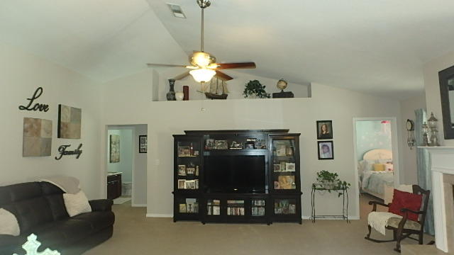 Lee Farms - Residential