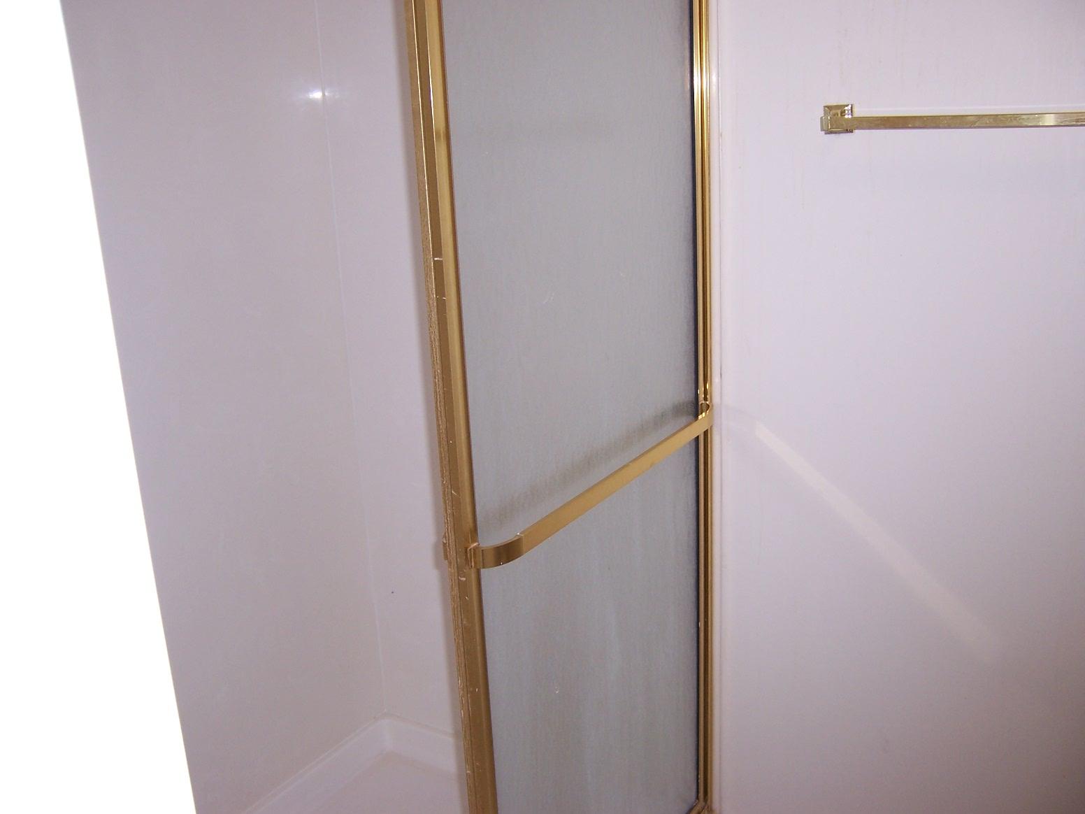 ROCKY BAYOU - Residential Lease