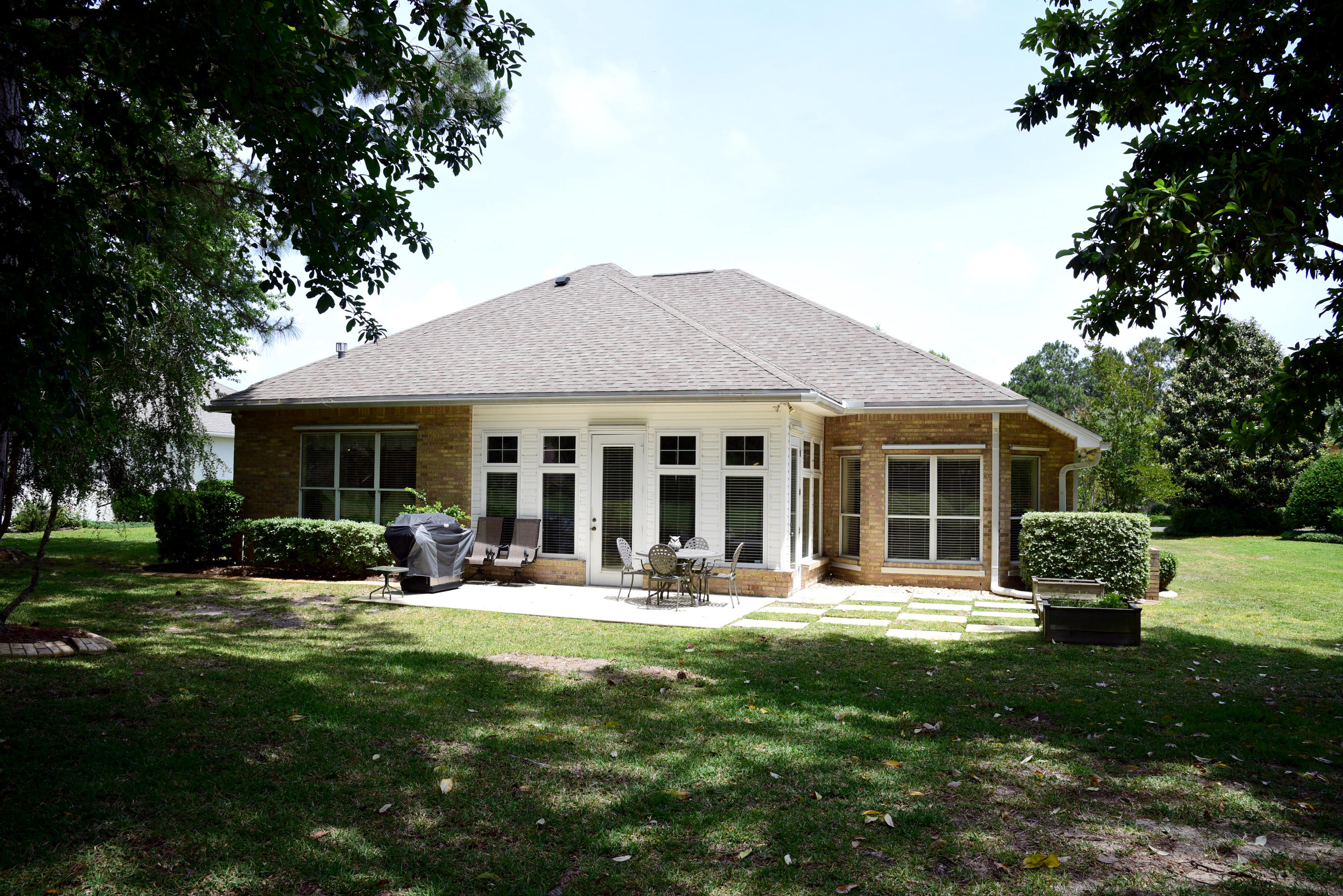 GLENLAKE PH 1 - Residential