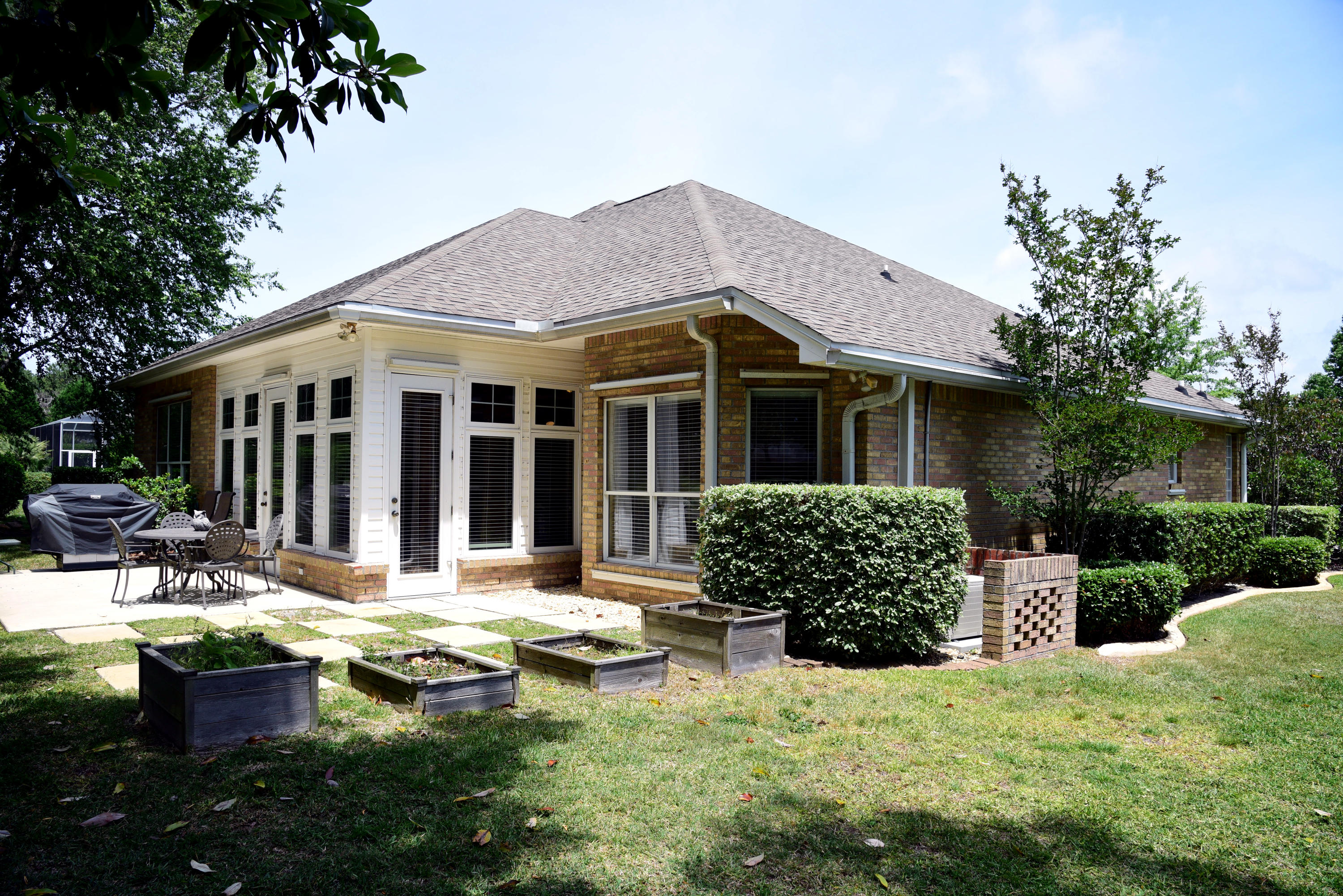 GLENLAKE PH 1 - Residential