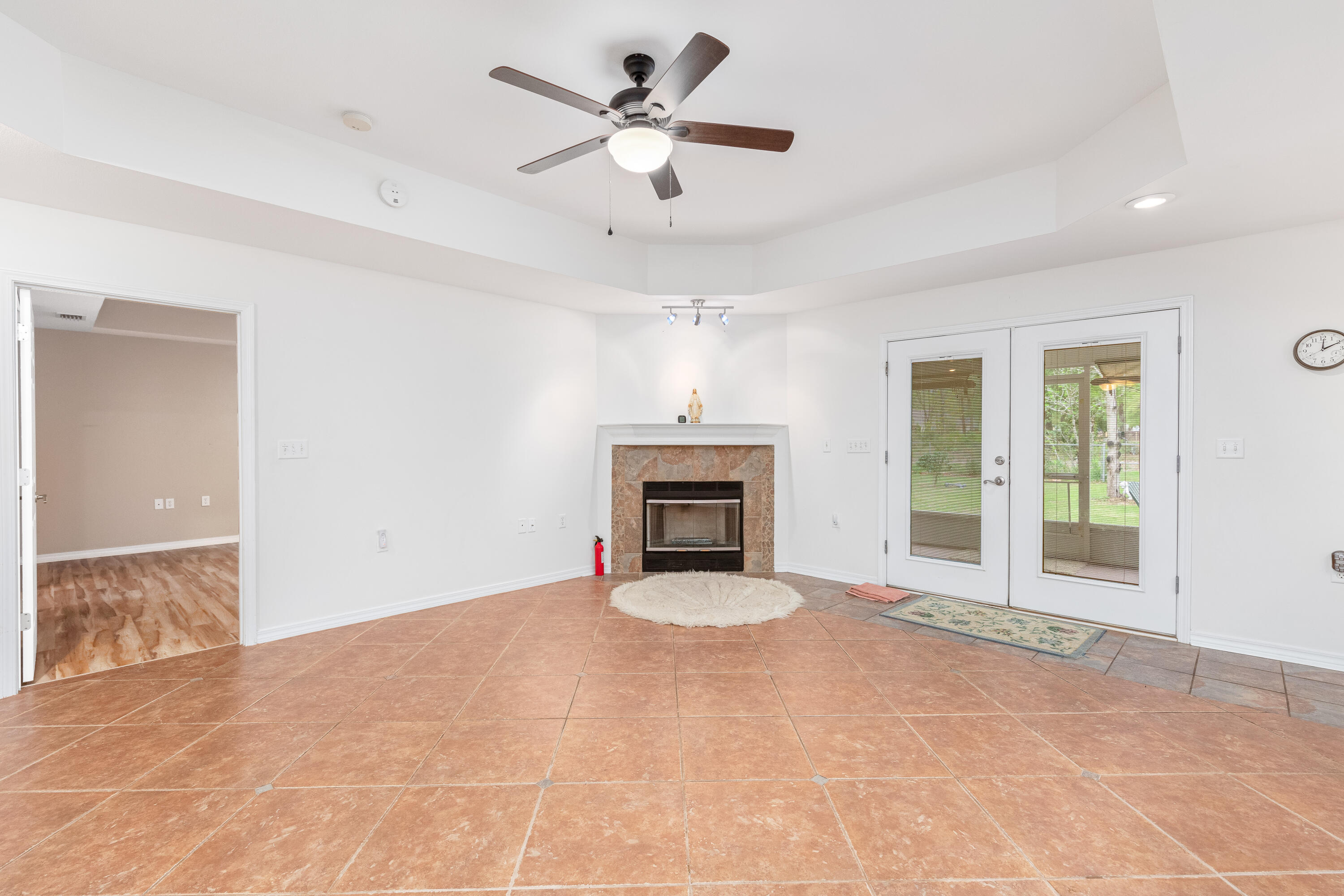 HIDDEN SPRINGS - Residential