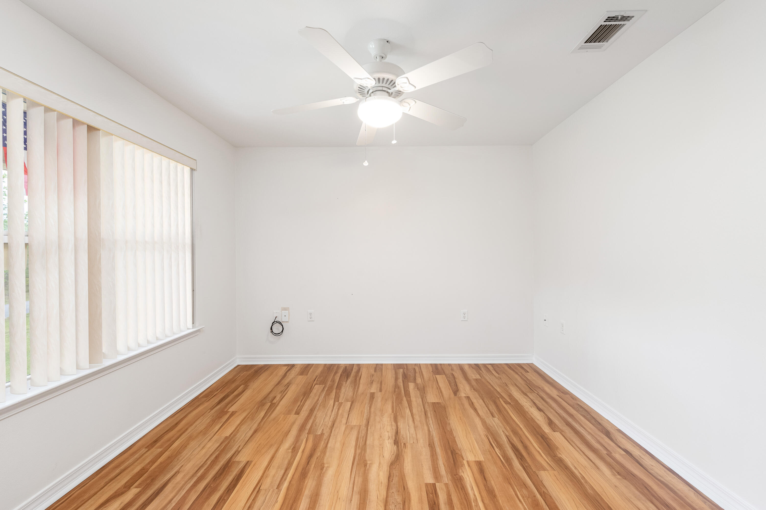 HIDDEN SPRINGS - Residential