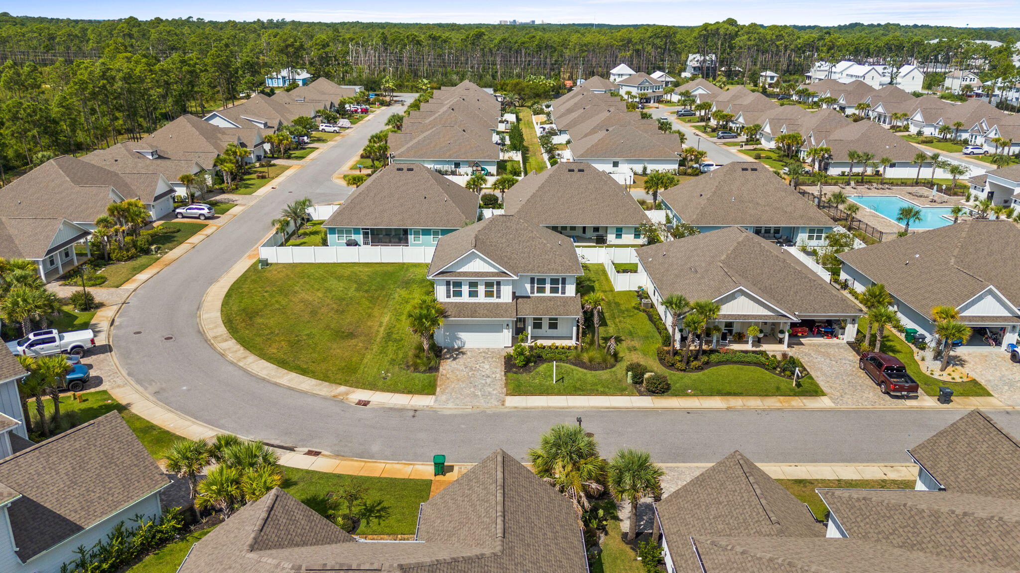 LAKEVIEW - Residential