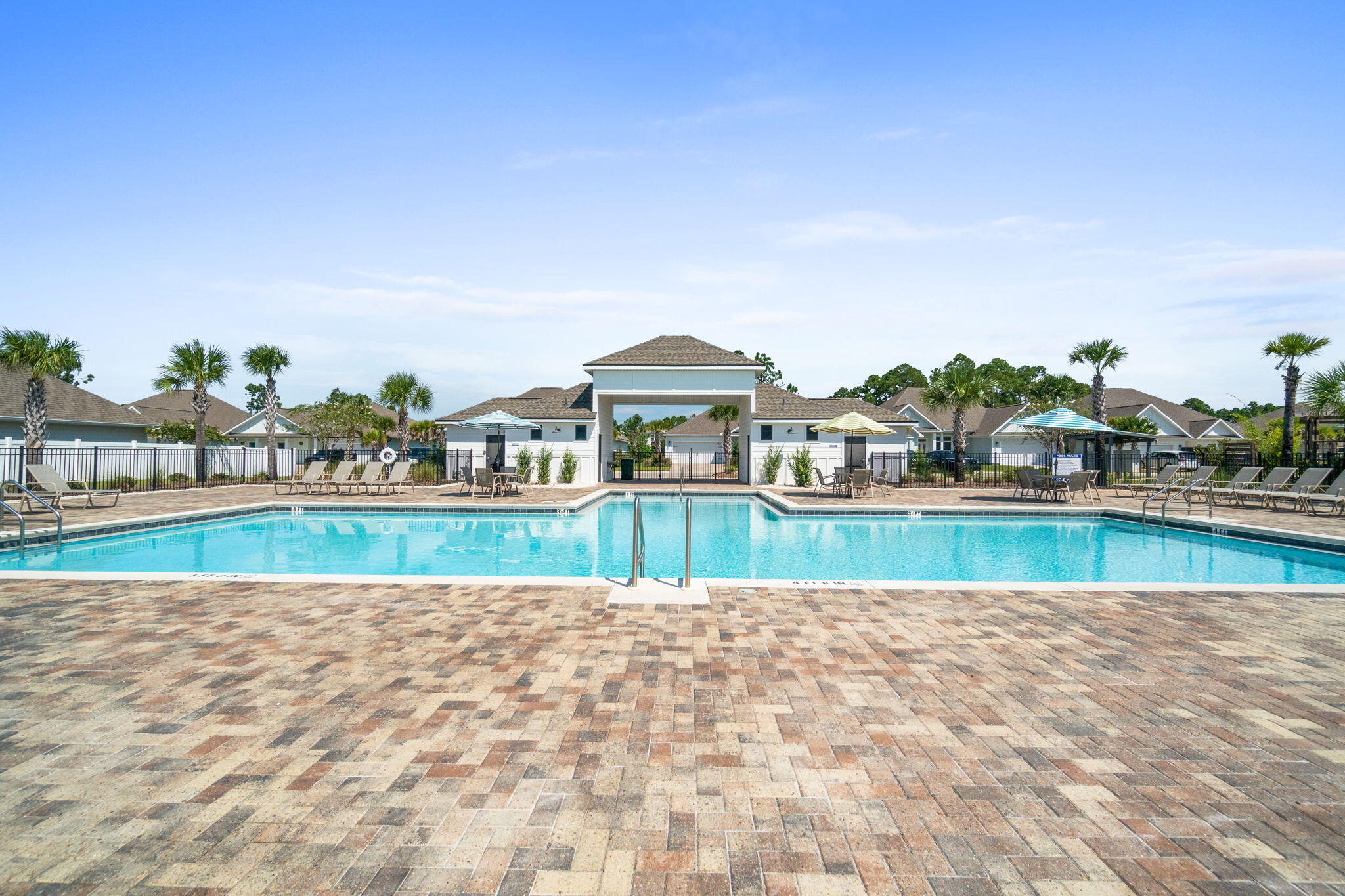 LAKEVIEW - Residential
