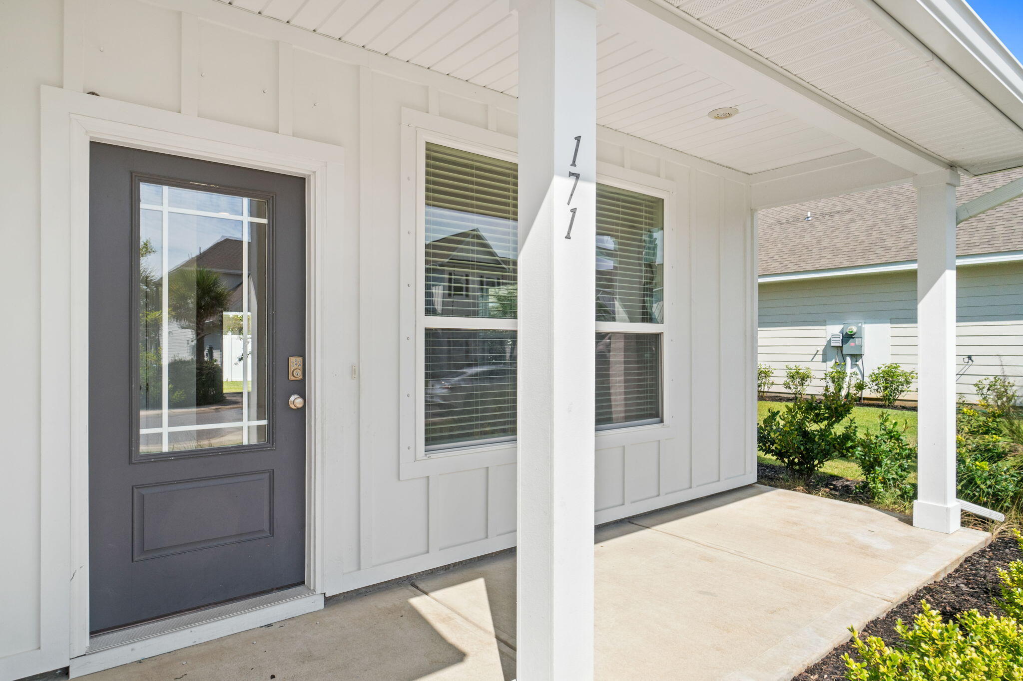 LAKEVIEW - Residential