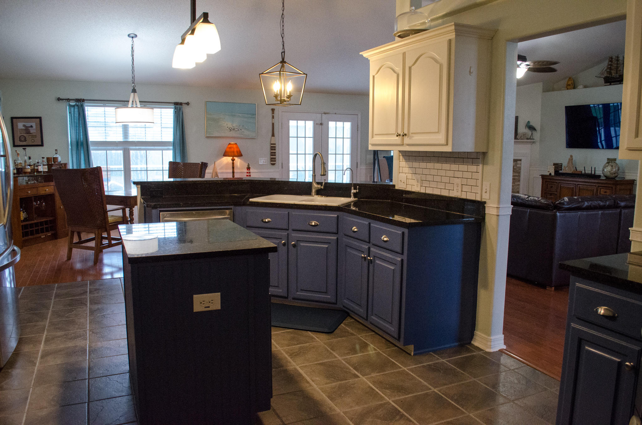 HOLIDAY ACRES - Residential