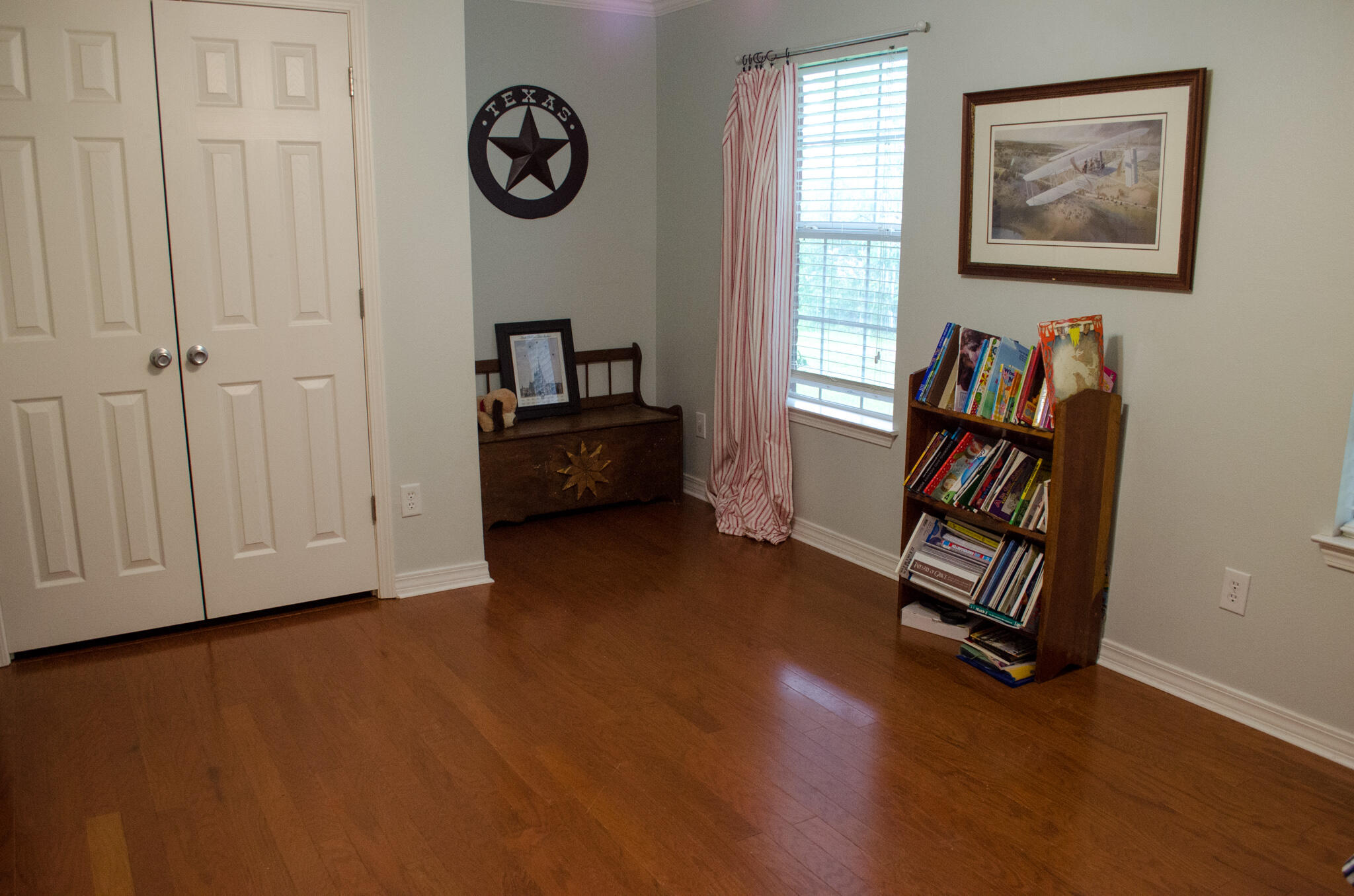 HOLIDAY ACRES - Residential