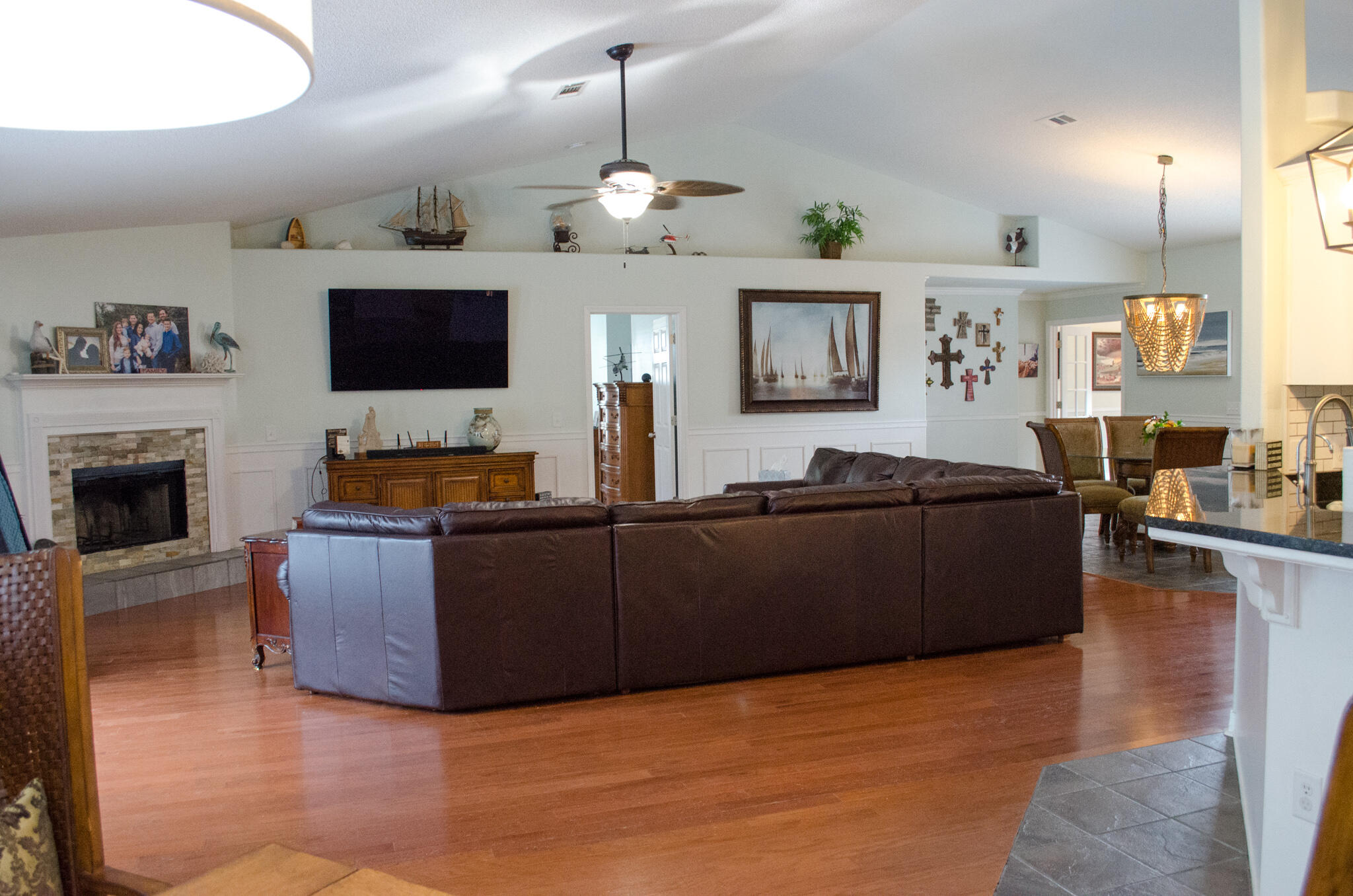 HOLIDAY ACRES - Residential