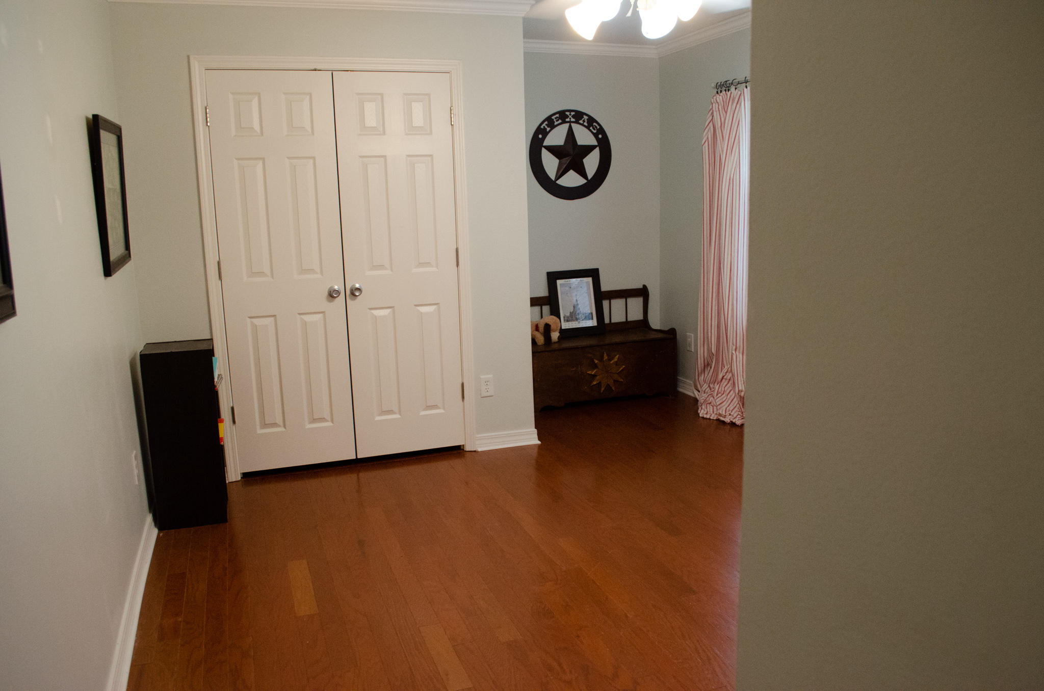 HOLIDAY ACRES - Residential