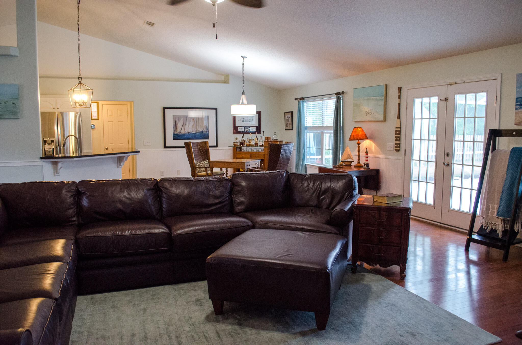 HOLIDAY ACRES - Residential