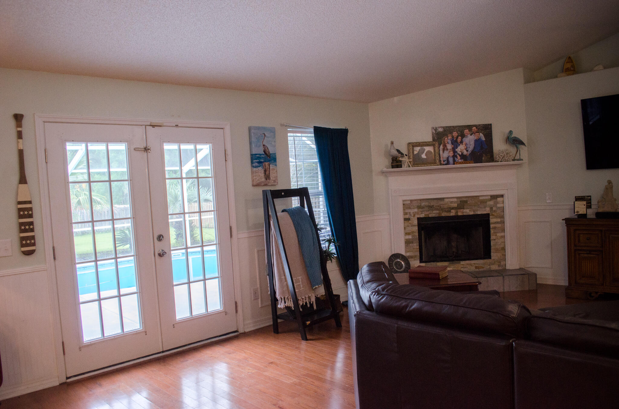 HOLIDAY ACRES - Residential