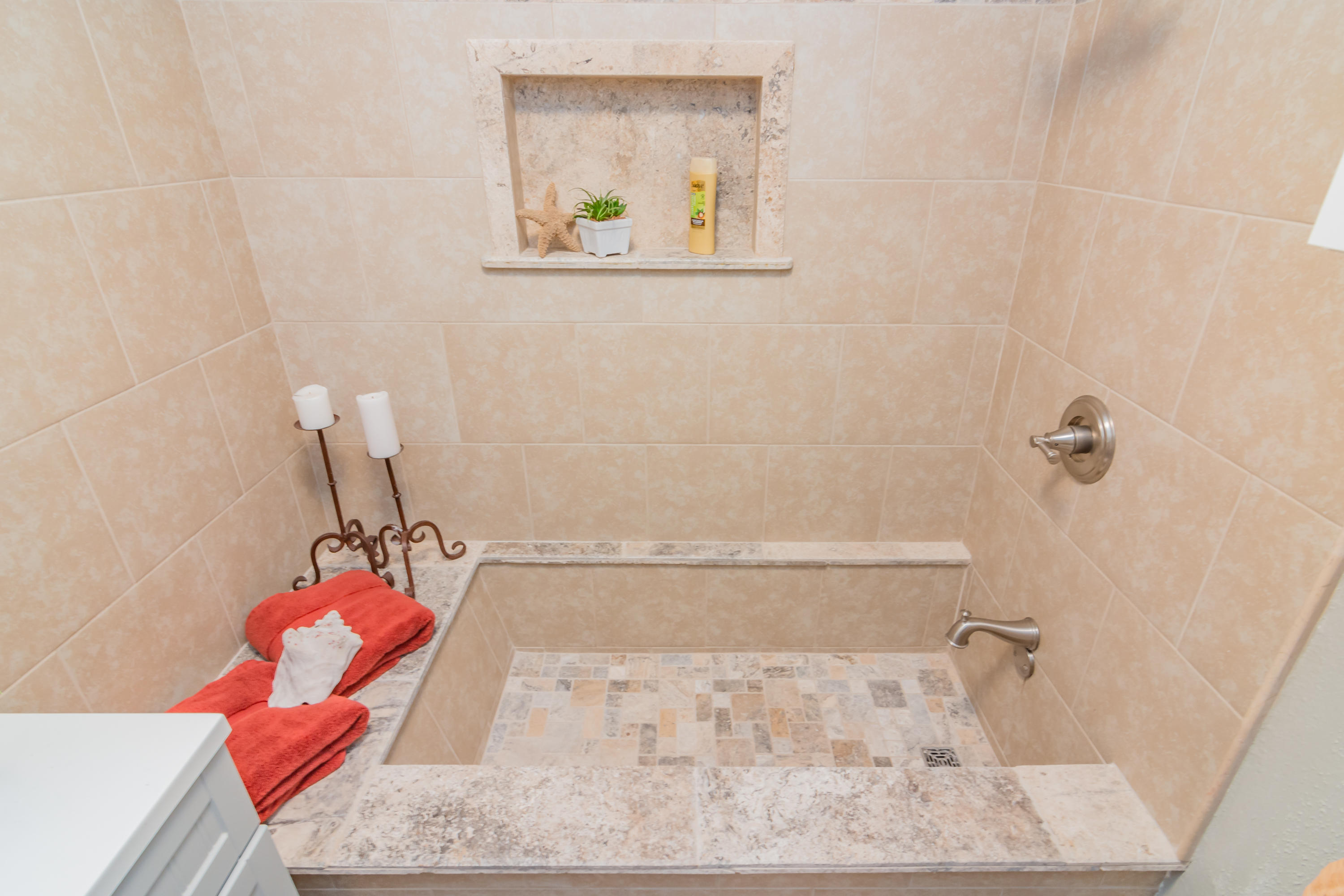 NONESUCH WAY - Residential