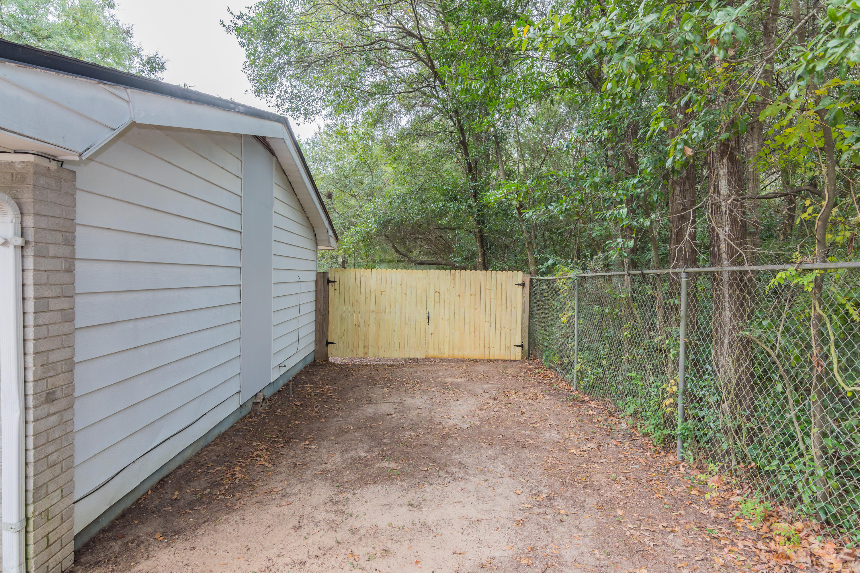 NONESUCH WAY - Residential