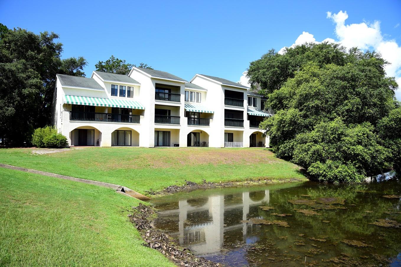 LAKESIDE CONDO AT BLUEWATER BAY - Residential