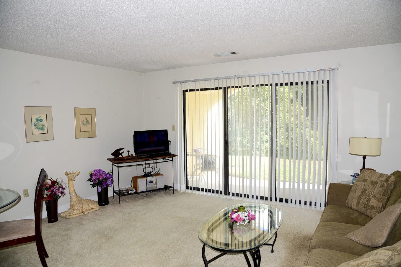 LAKESIDE CONDO AT BLUEWATER BAY - Residential