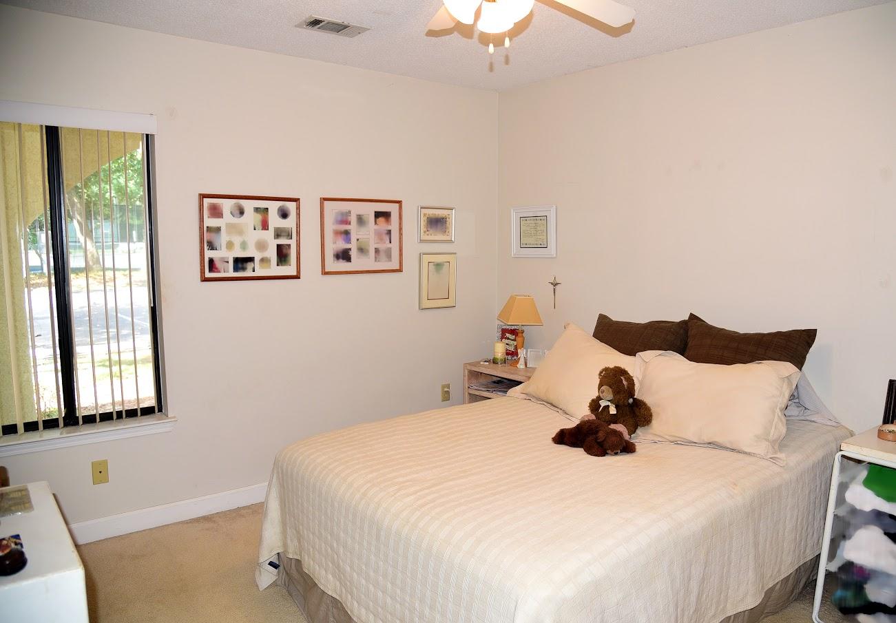 LAKESIDE CONDO AT BLUEWATER BAY - Residential