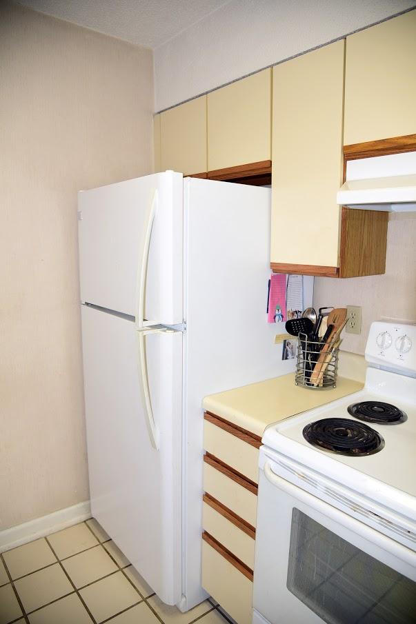 LAKESIDE CONDO AT BLUEWATER BAY - Residential