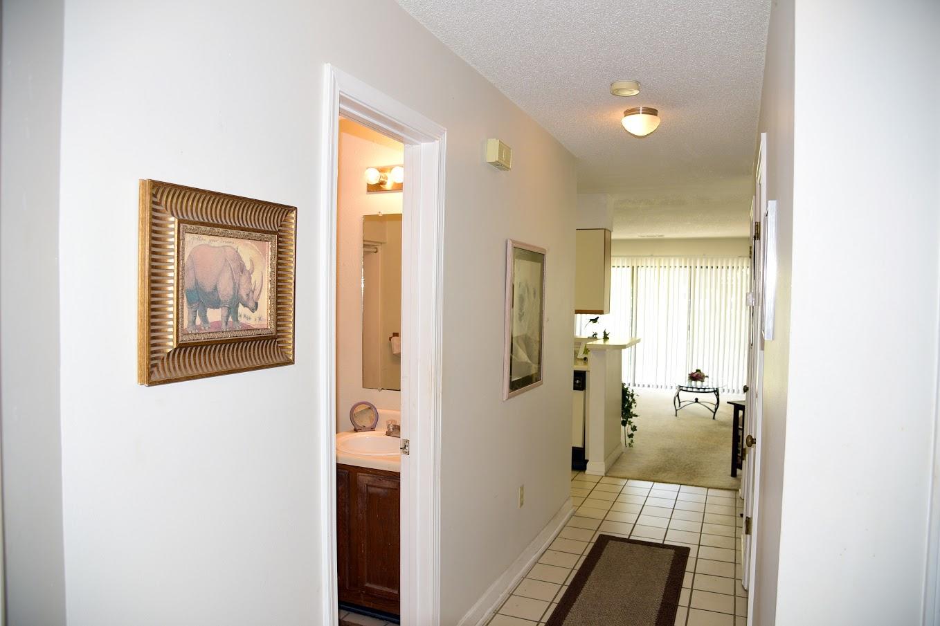 LAKESIDE CONDO AT BLUEWATER BAY - Residential