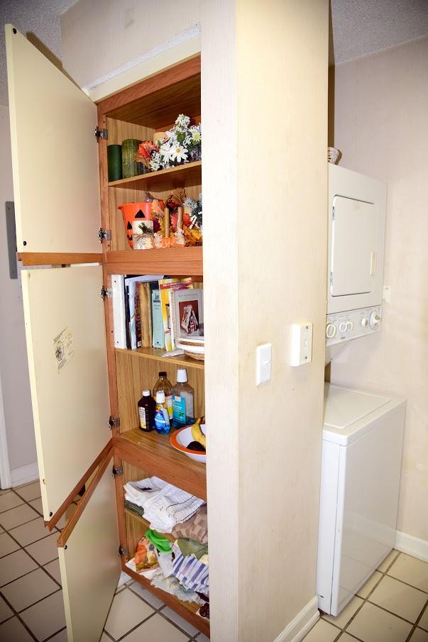 LAKESIDE CONDO AT BLUEWATER BAY - Residential