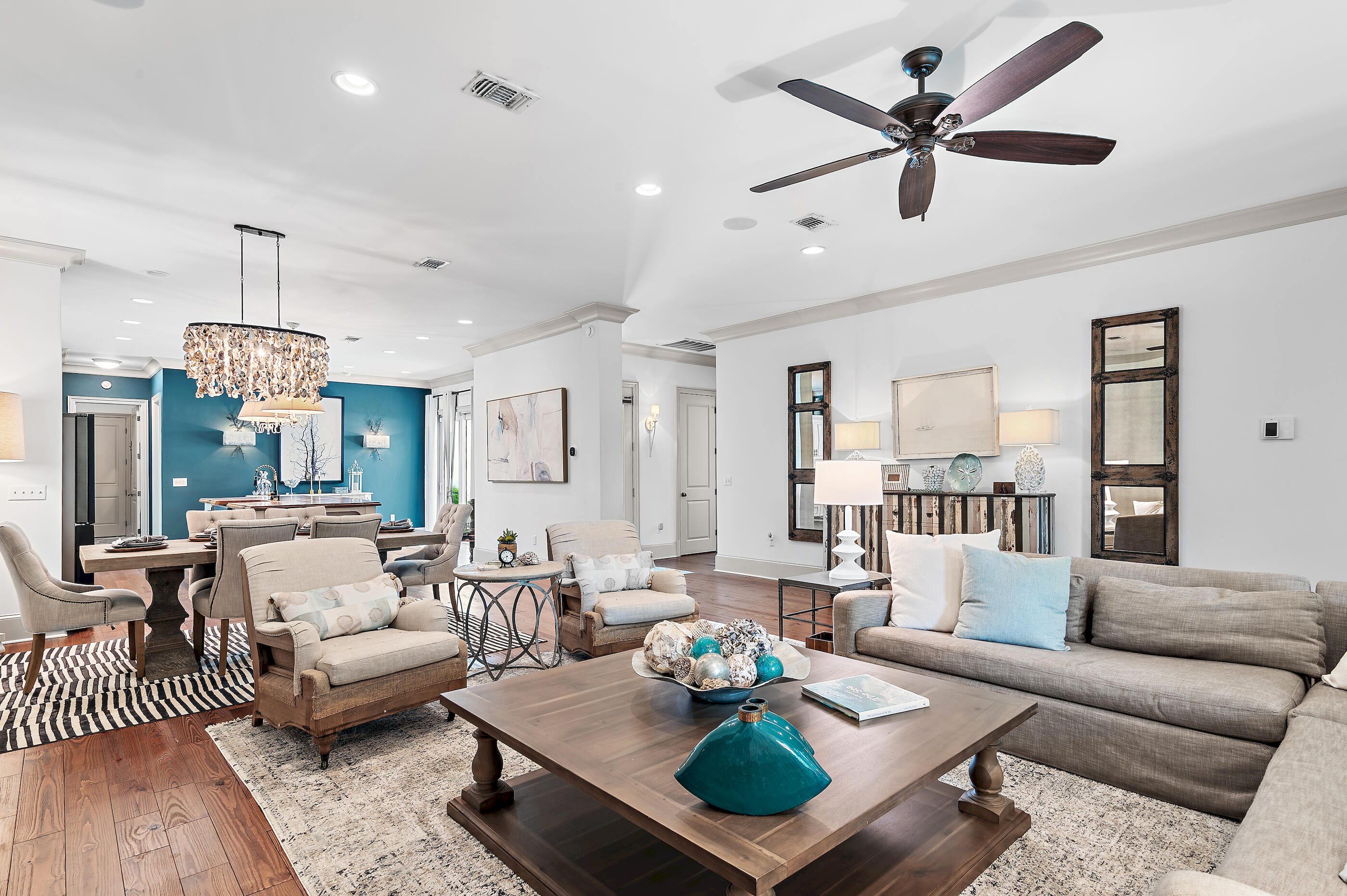 REGATTA BAY - Residential