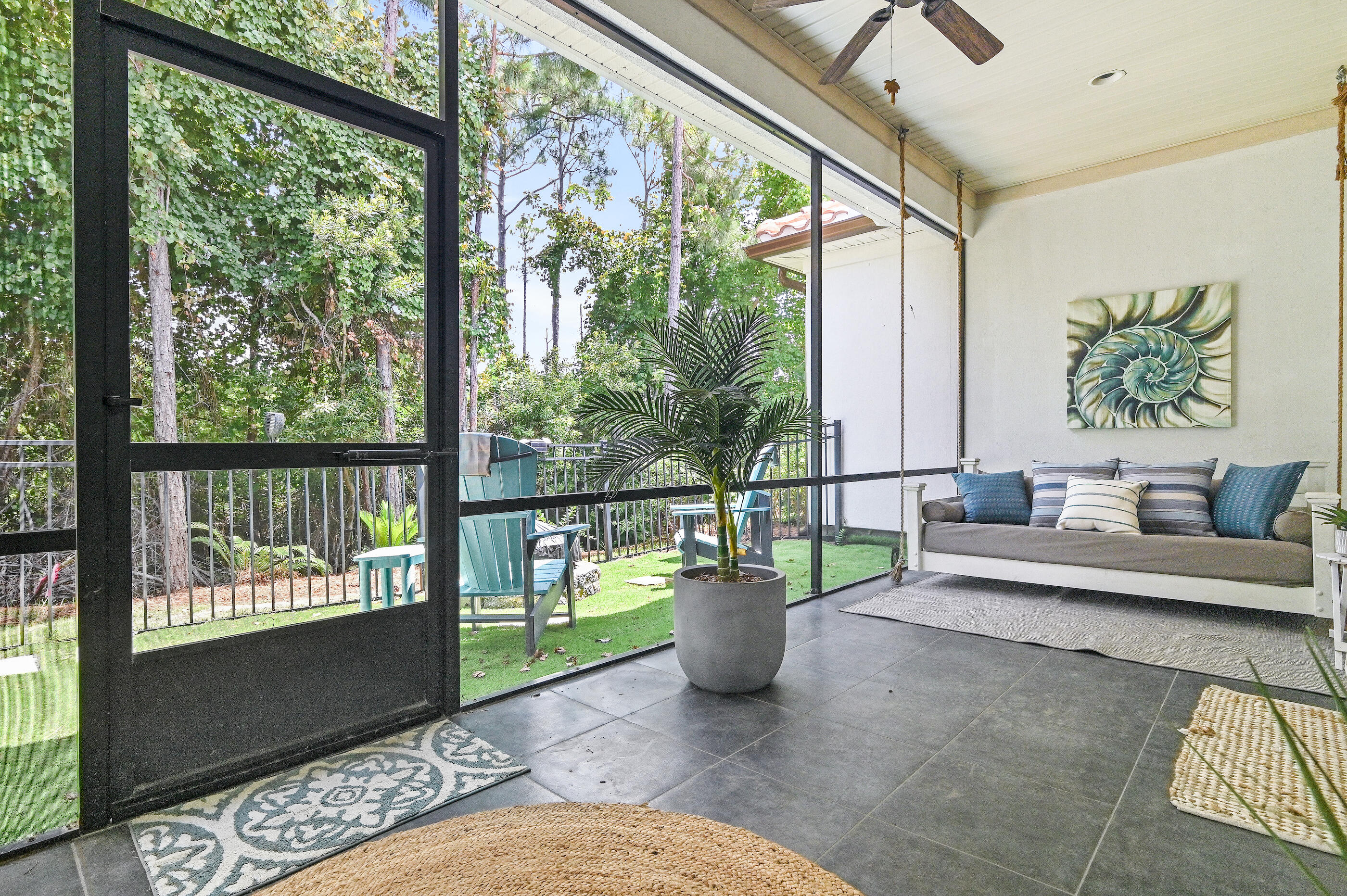 REGATTA BAY - Residential