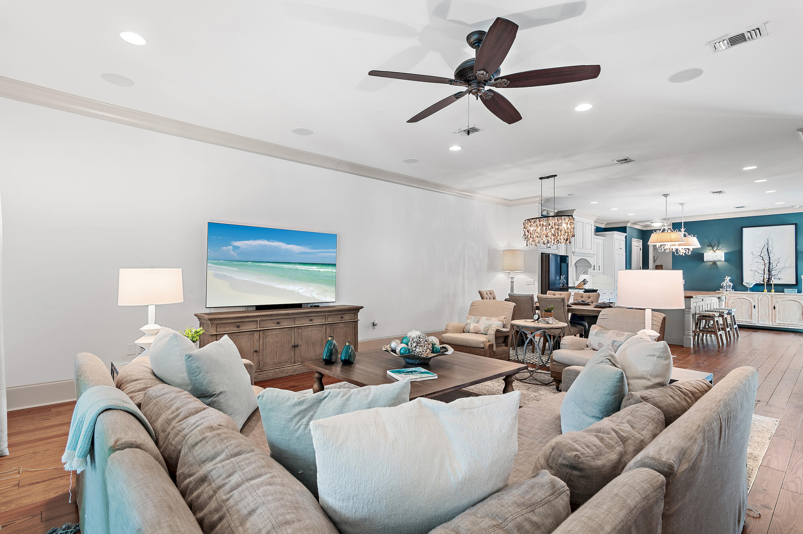 REGATTA BAY - Residential