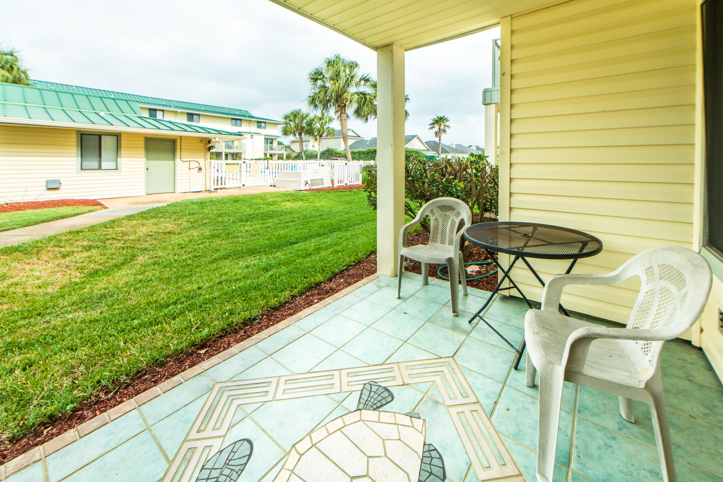 SANDPRINTS CONDO - Residential