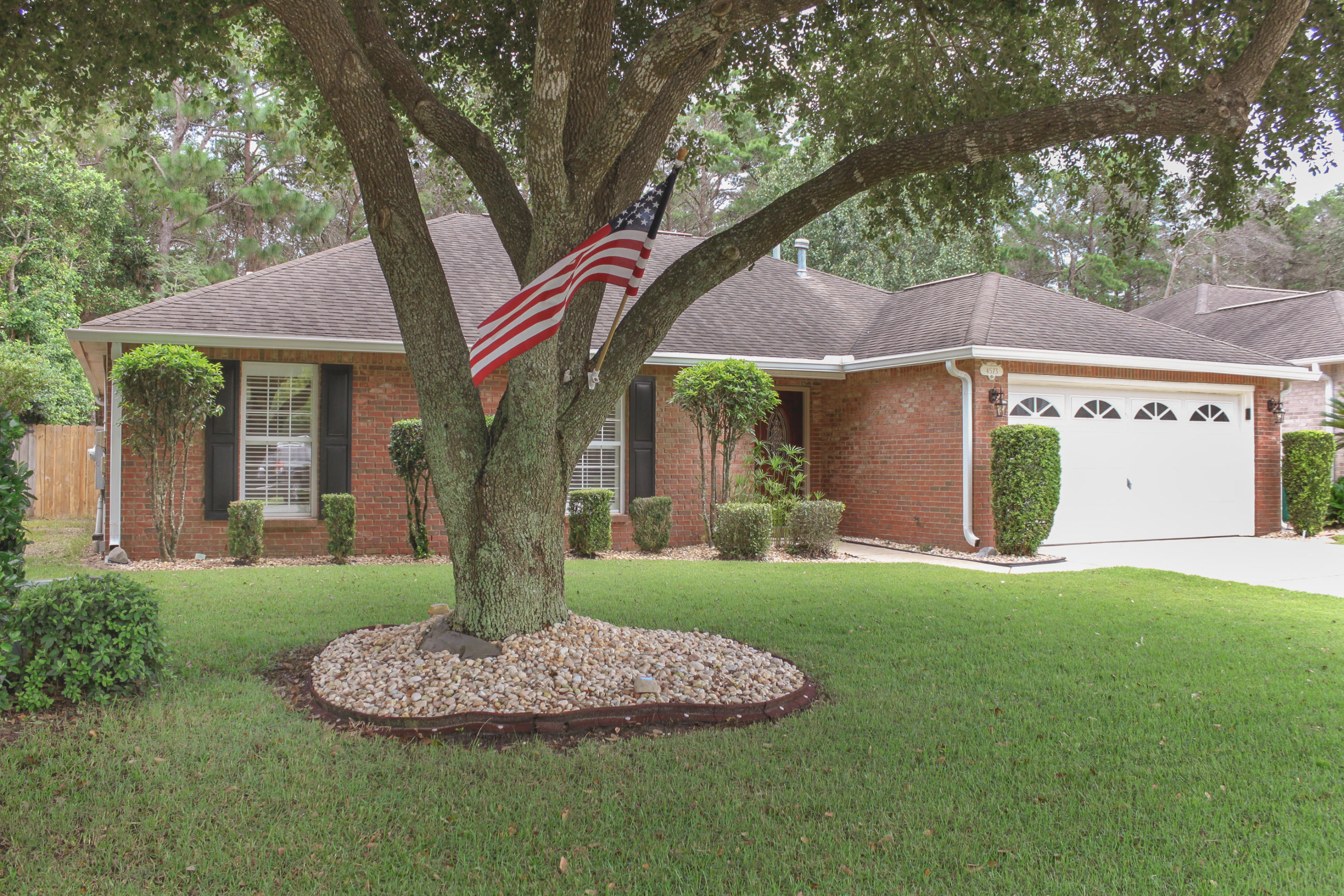 PARKWOOD ESTATES PH 1 BLUEWATER BAY - Residential