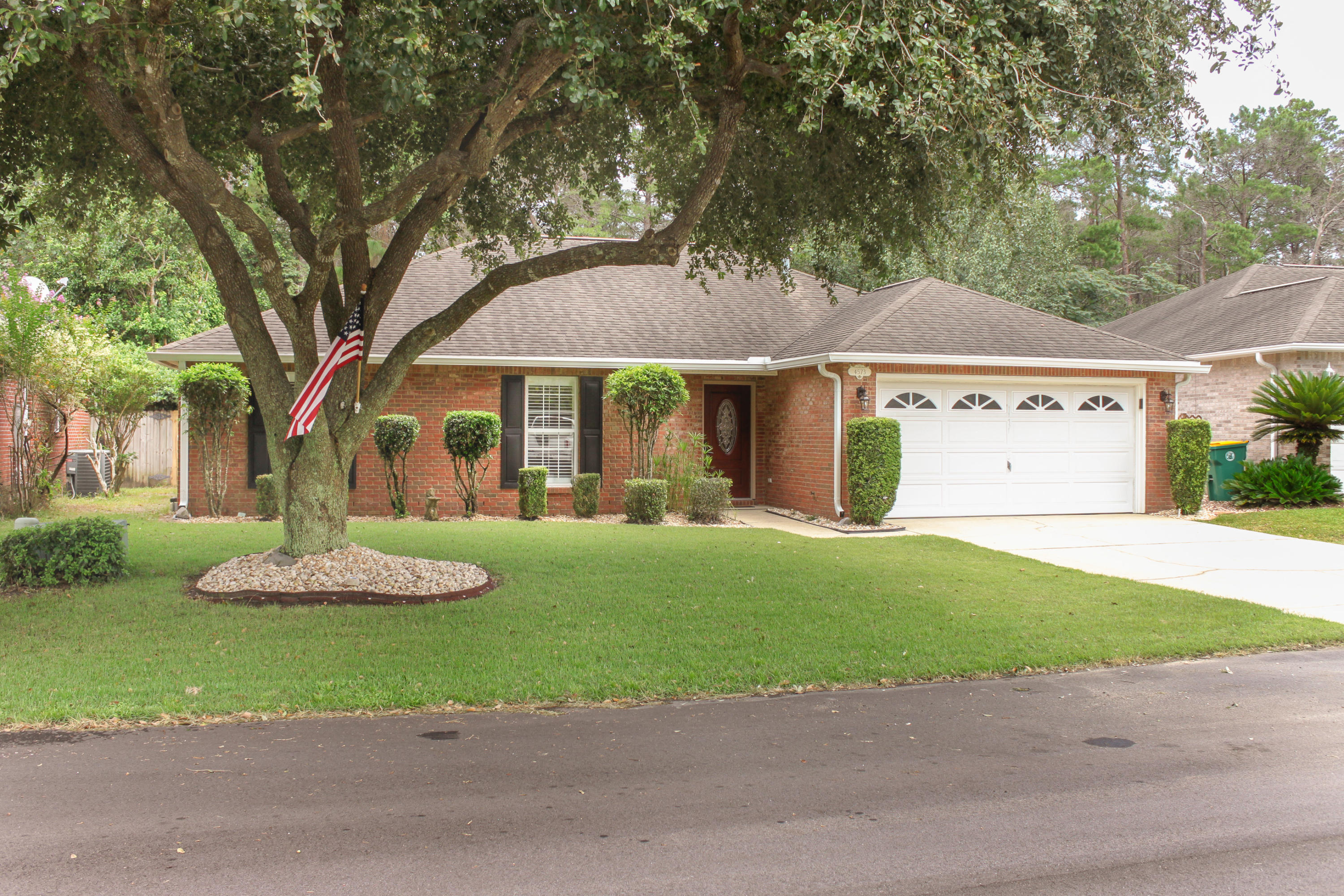 PARKWOOD ESTATES PH 1 BLUEWATER BAY - Residential