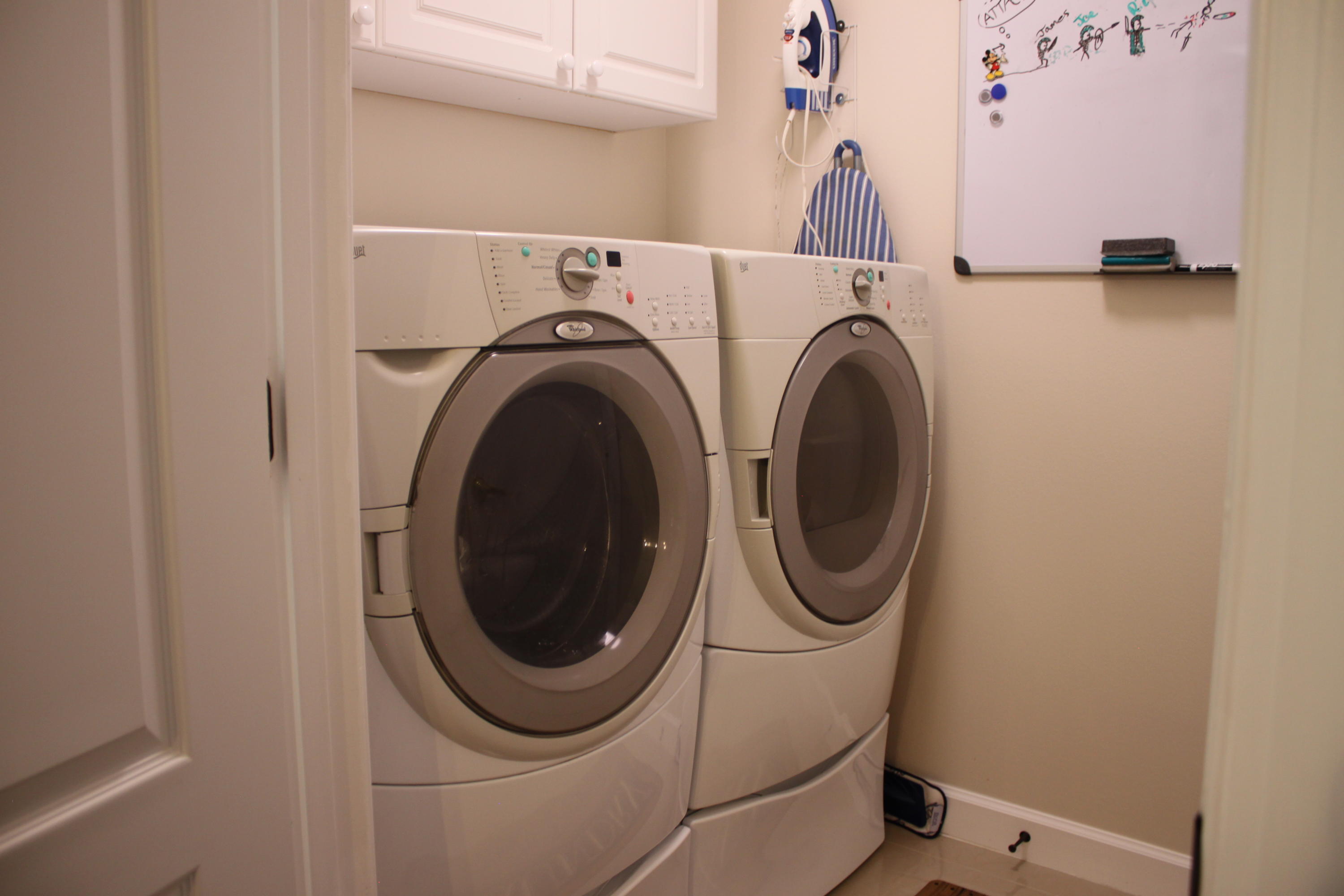 PARKWOOD ESTATES PH 1 BLUEWATER BAY - Residential