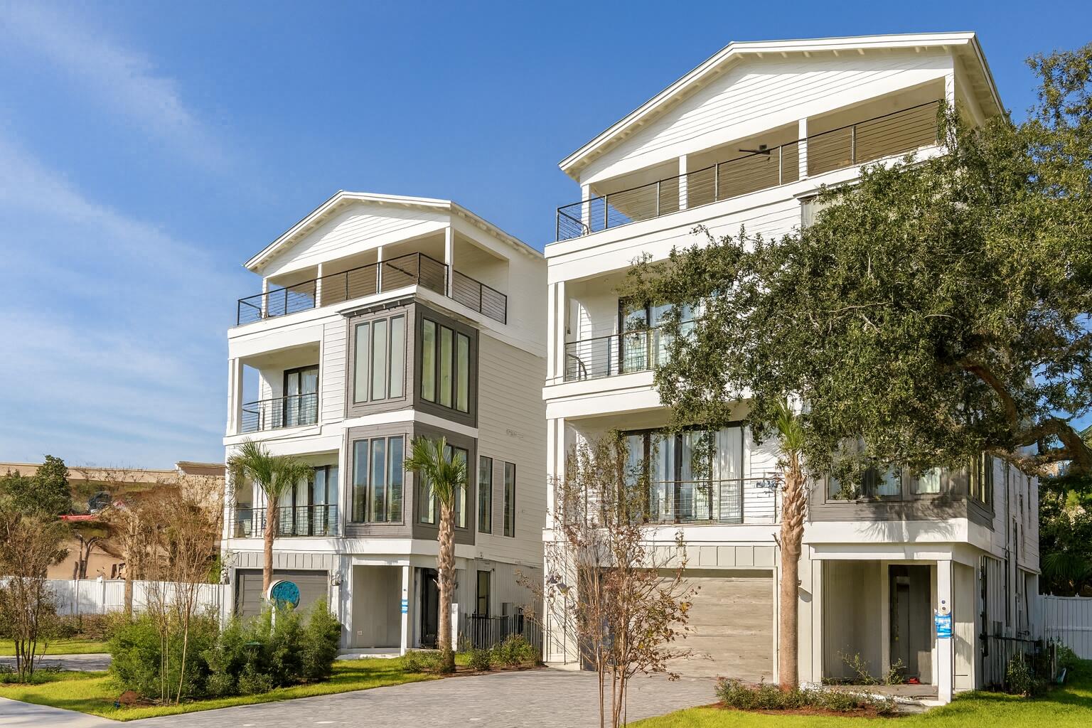 BLUE MOUNTAIN ESTATES - Residential