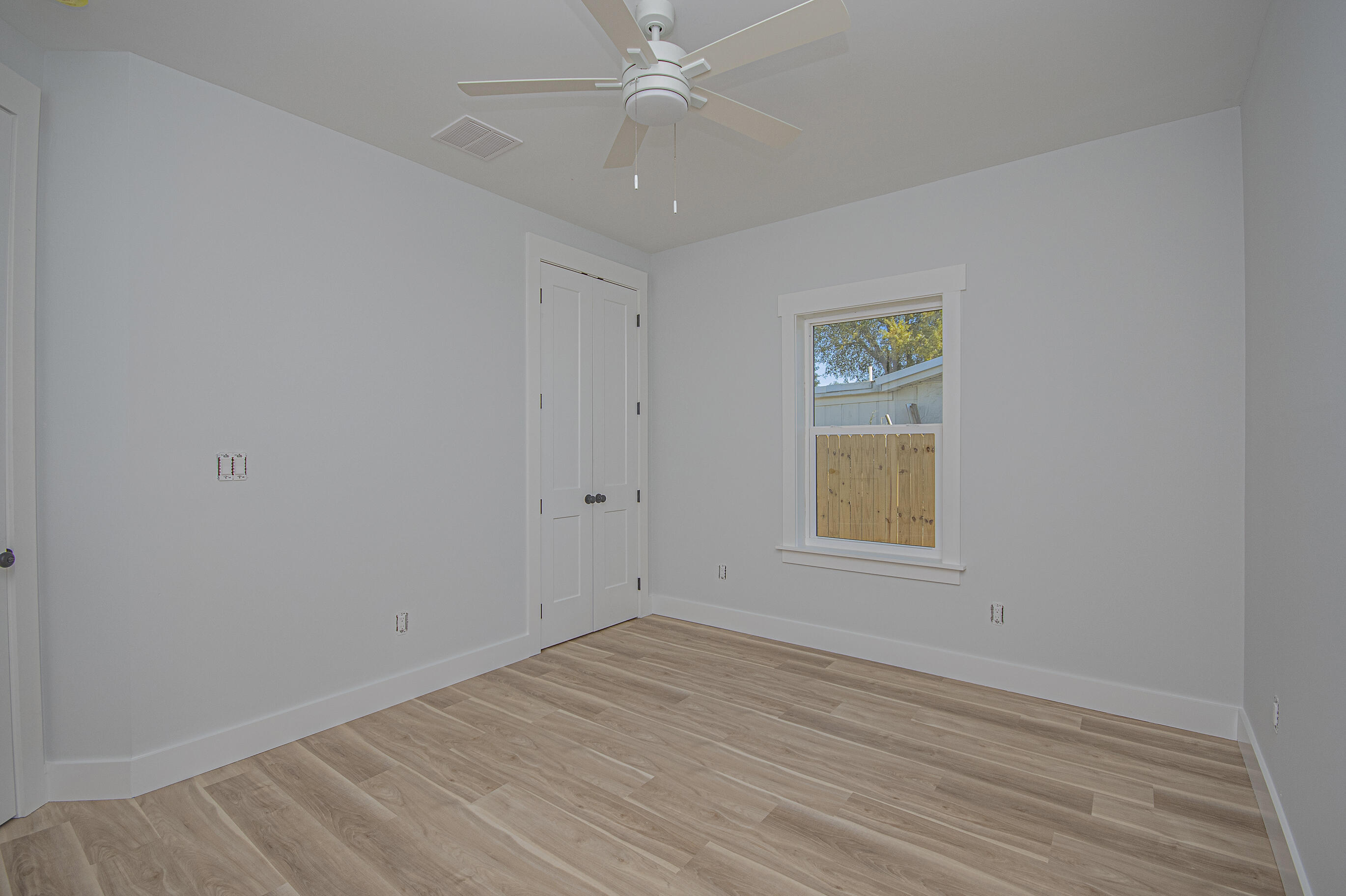 LONG POINT PARK 2ND ADDN - Residential