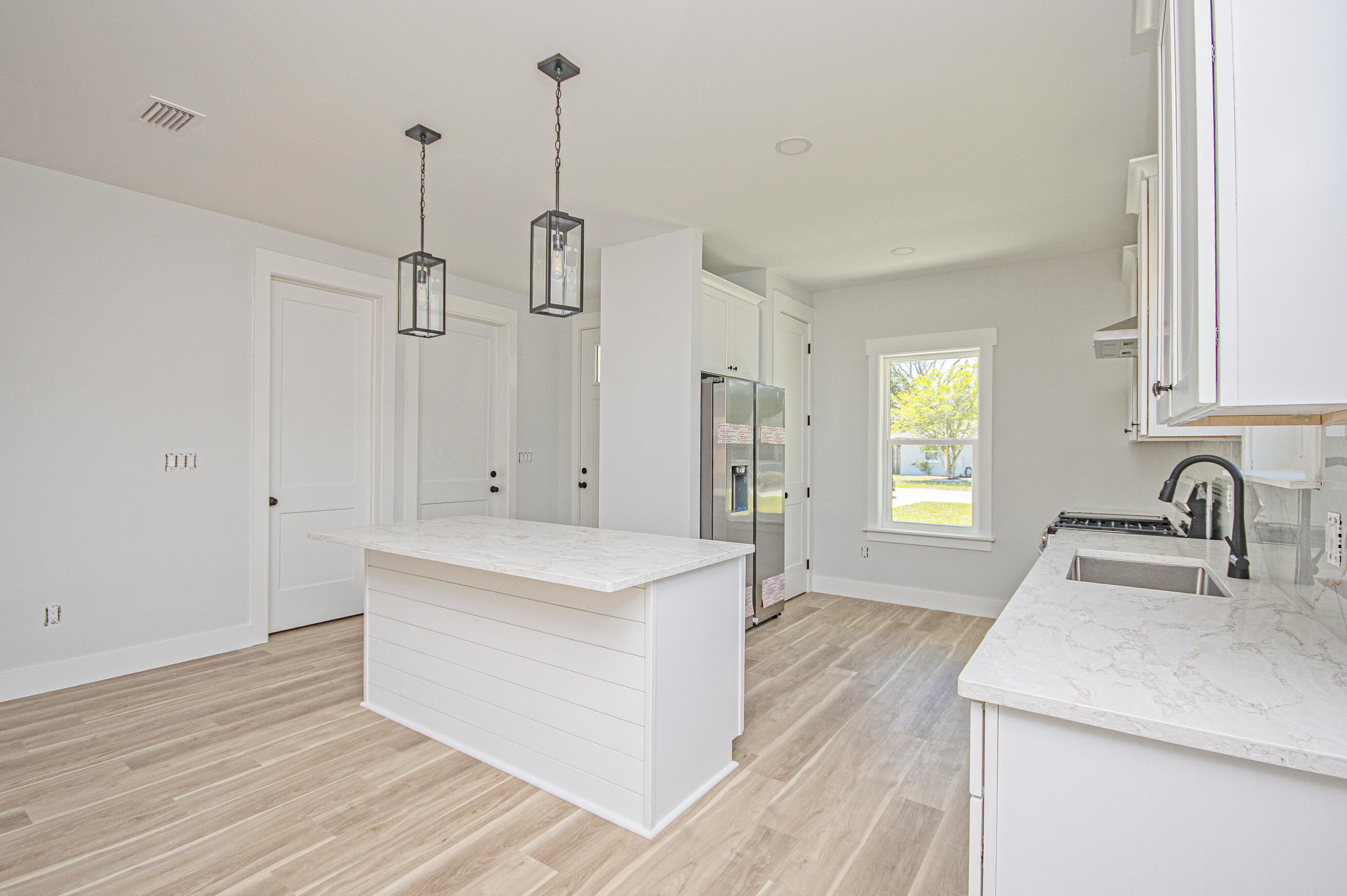 LONG POINT PARK 2ND ADDN - Residential