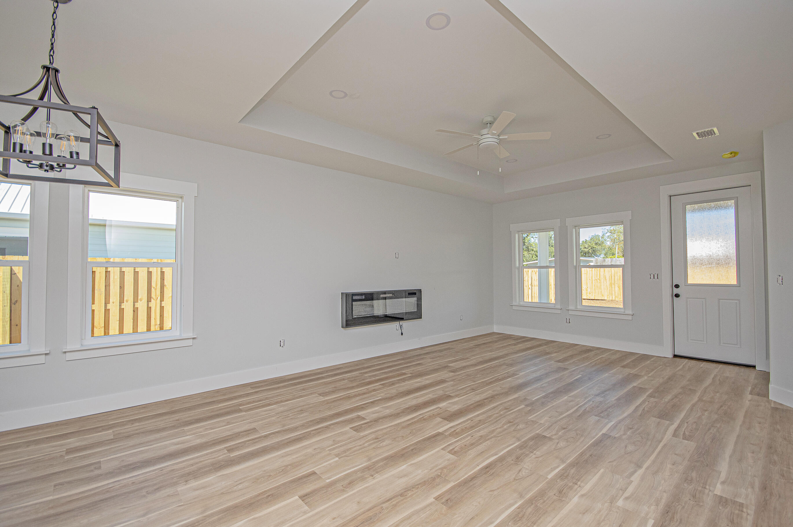 LONG POINT PARK 2ND ADDN - Residential