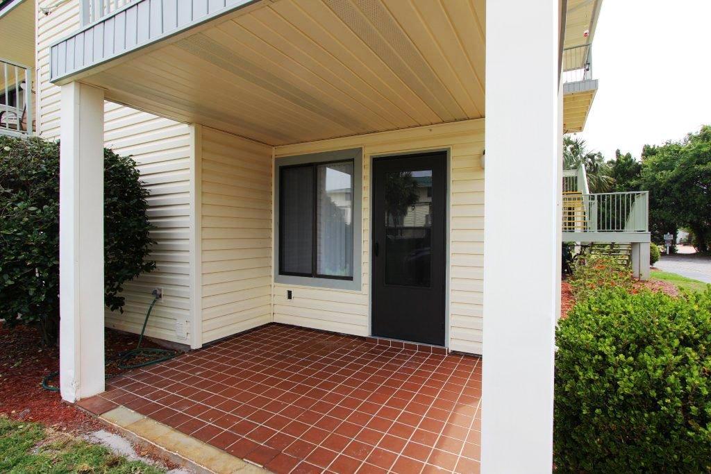 SANDPRINTS CONDO - Residential