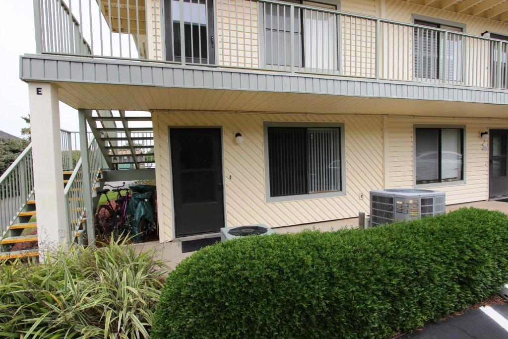 SANDPRINTS CONDO - Residential