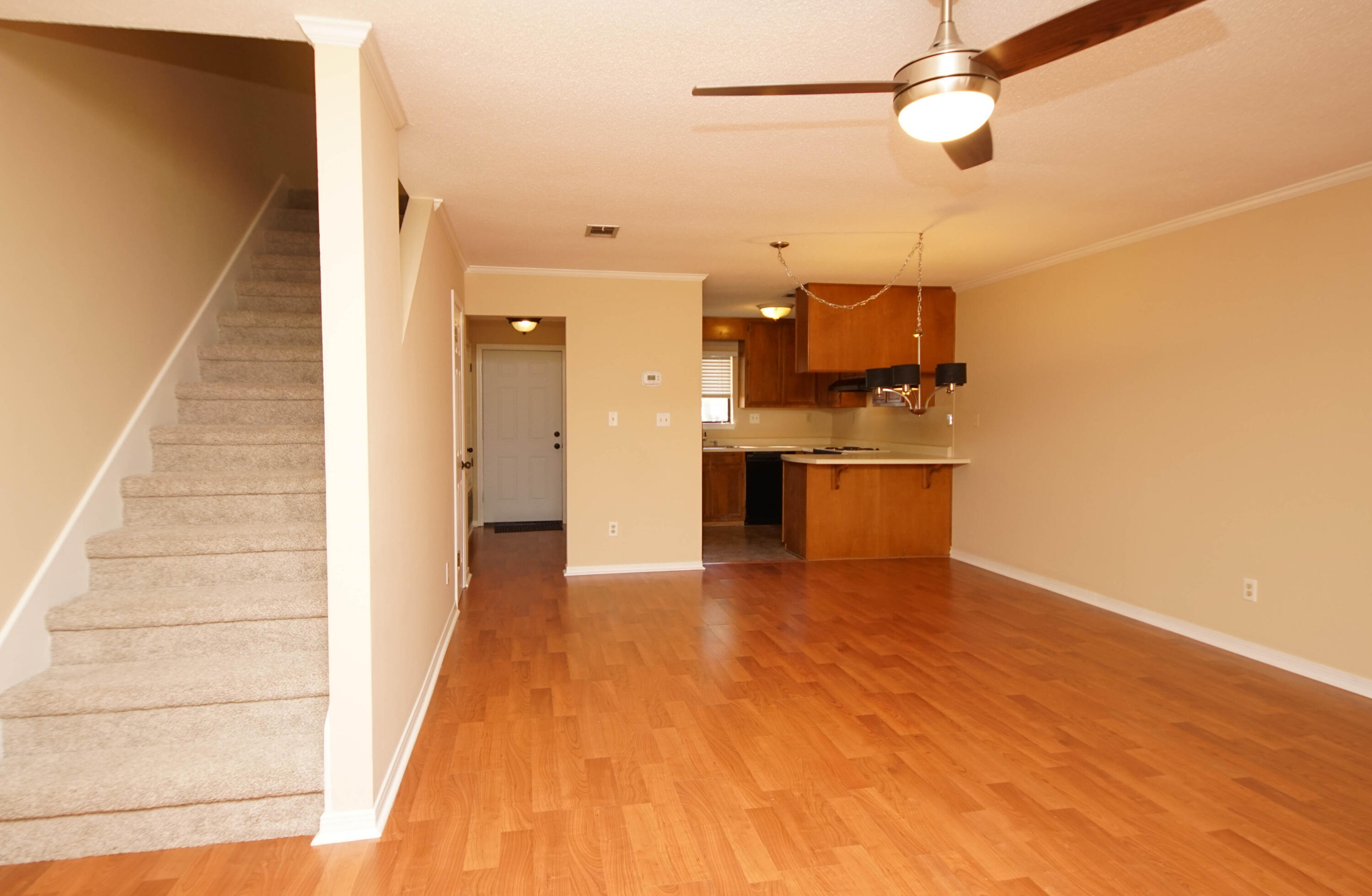 PLANTATION MANOR - Residential