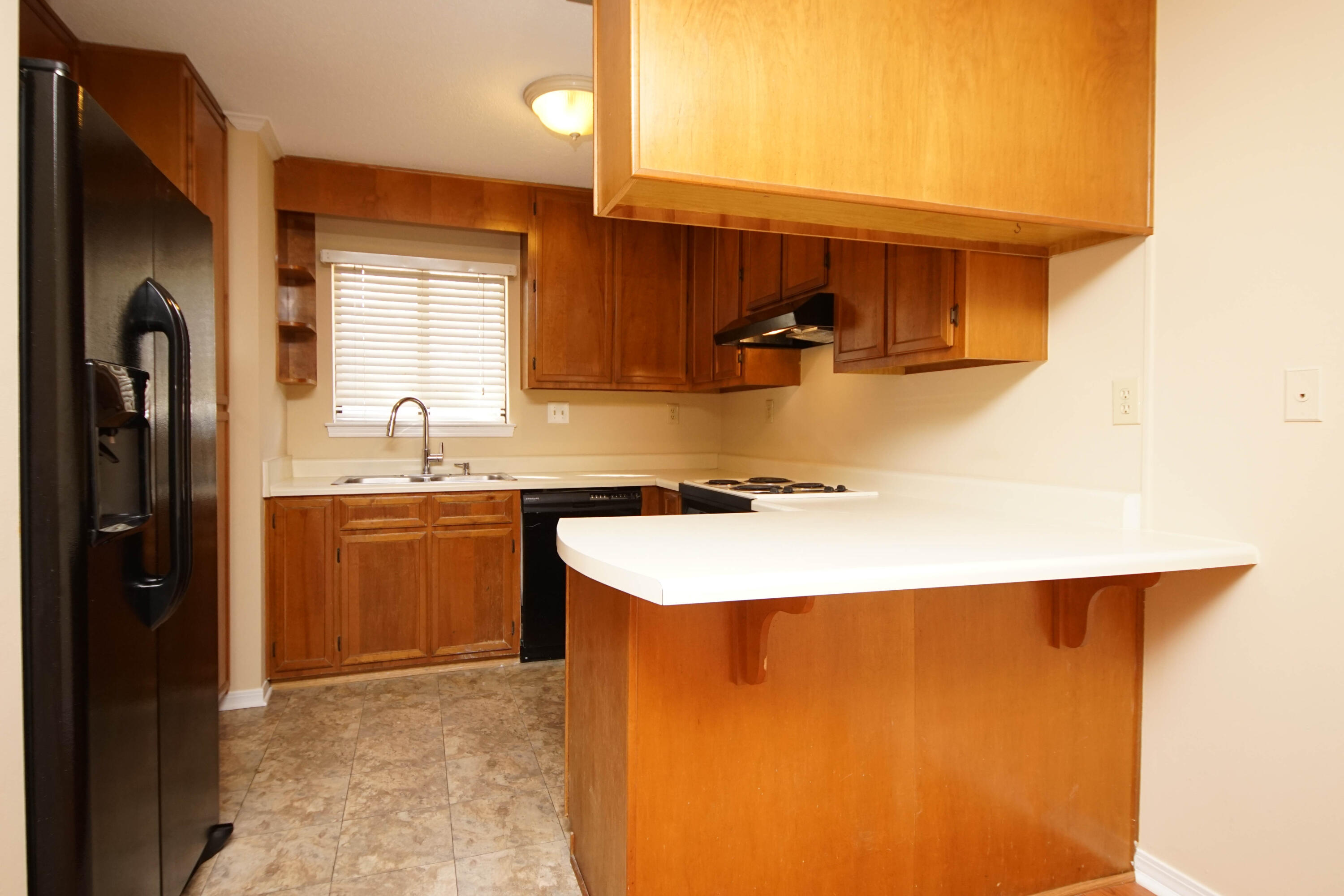 PLANTATION MANOR - Residential